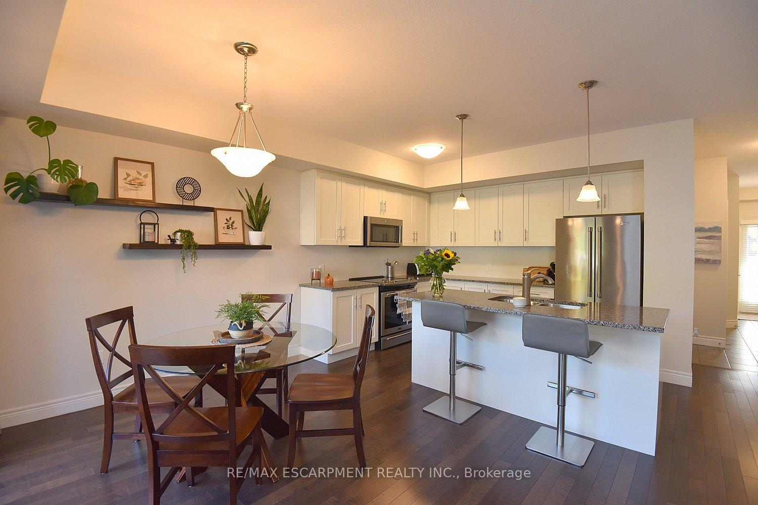 Photo 19 of Unit 7, 40 Hamilton Street S, Hamilton, Waterdown — HOMEH