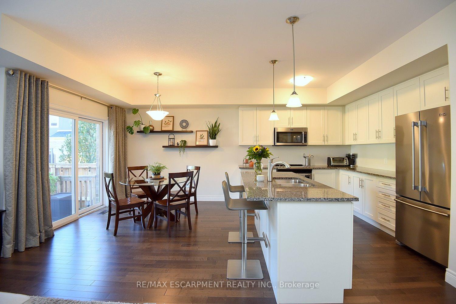 Photo 22 of Unit 7, 40 Hamilton Street S, Hamilton, Waterdown — HOMEH