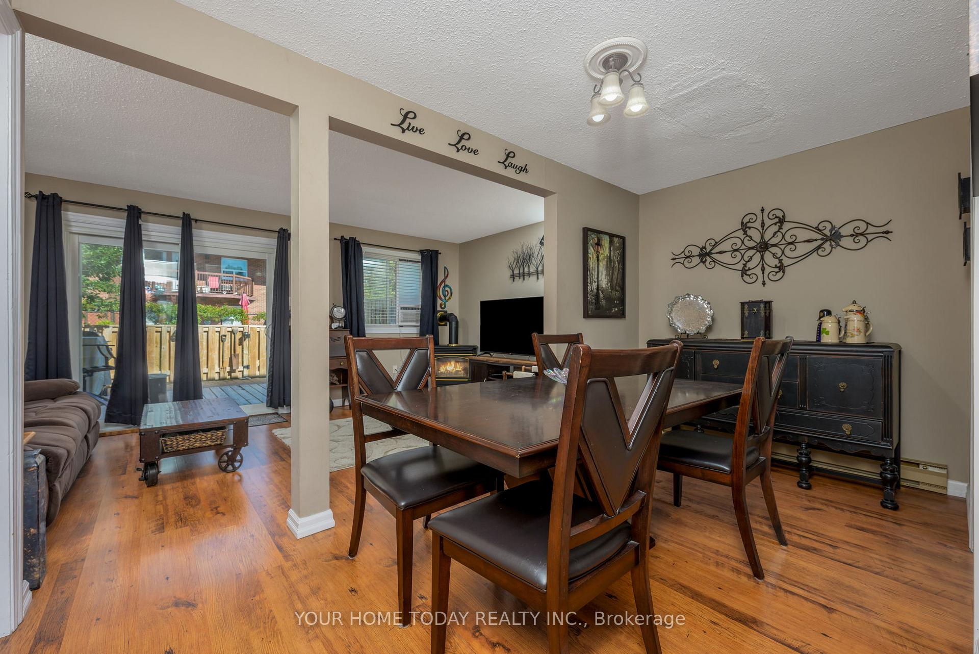 Photo 11 of Unit 29, 46 Mountainview Road S, Halton Hills, Georgetown — HOMEH