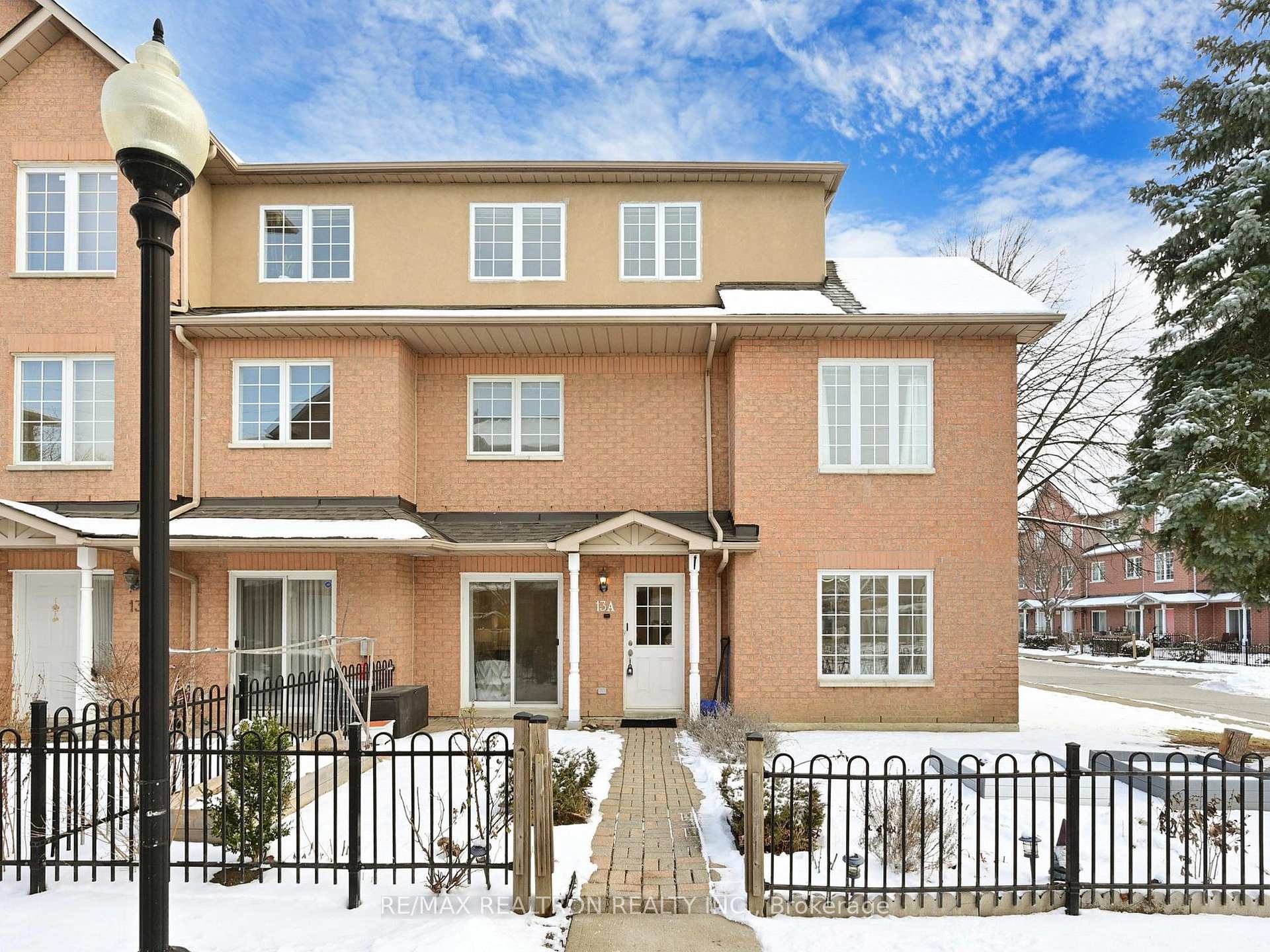 Front of Unit 13A, 12 St Moritz Way