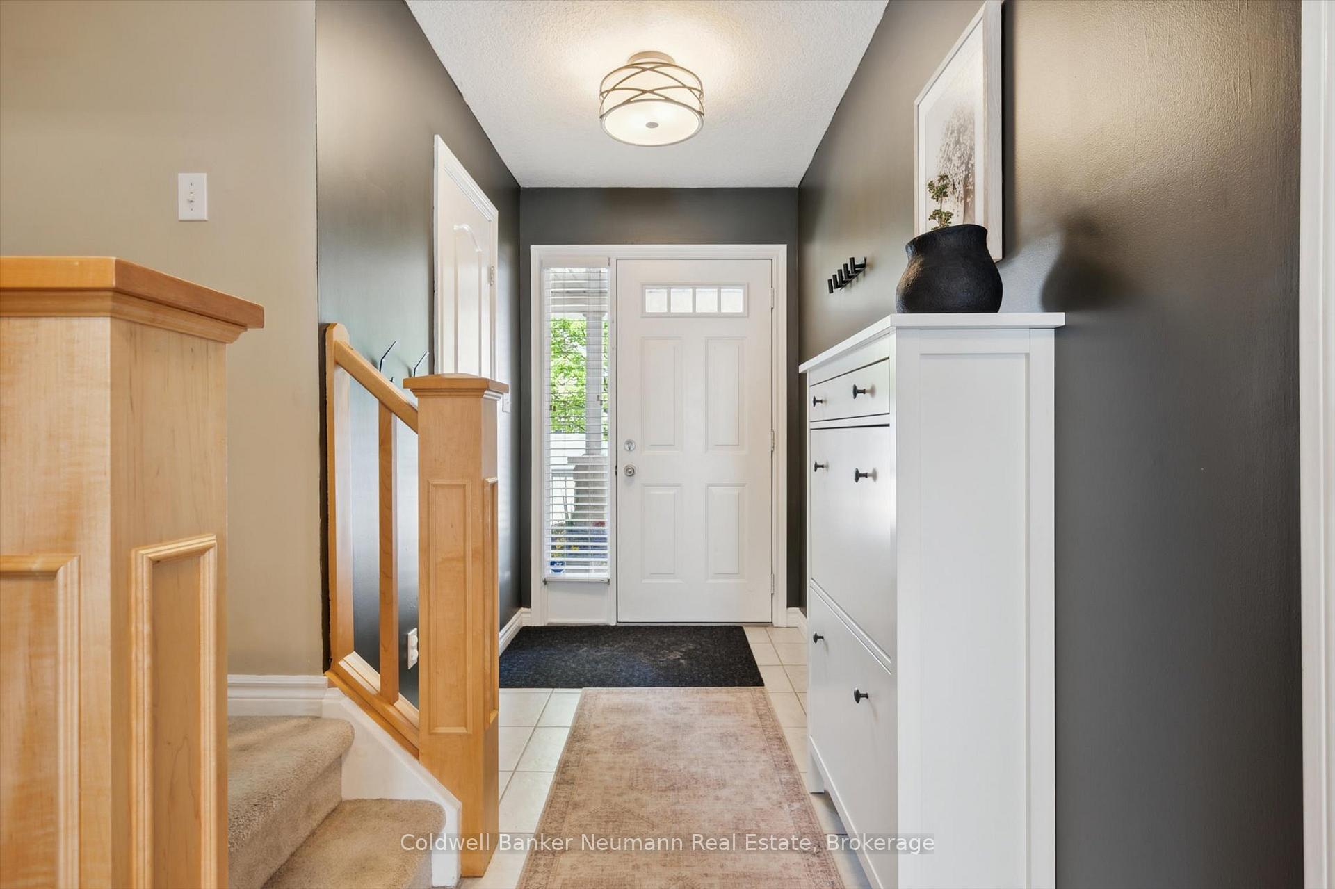 Photo 3 of Unit 93, 165 Terraview Crescent, Guelph, Kortright West — HOMEH
