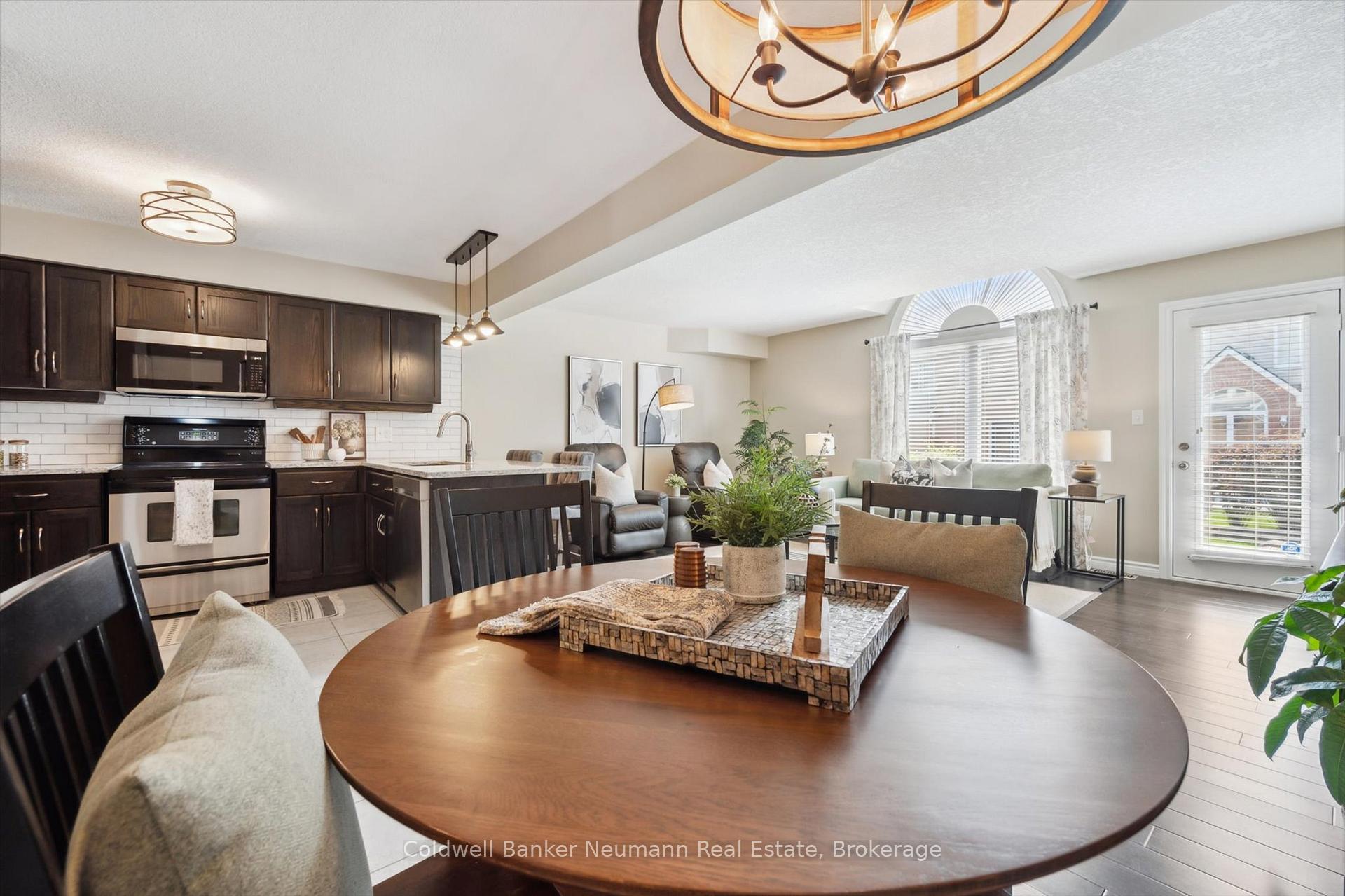 Photo 7 of Unit 93, 165 Terraview Crescent, Guelph, Kortright West — HOMEH