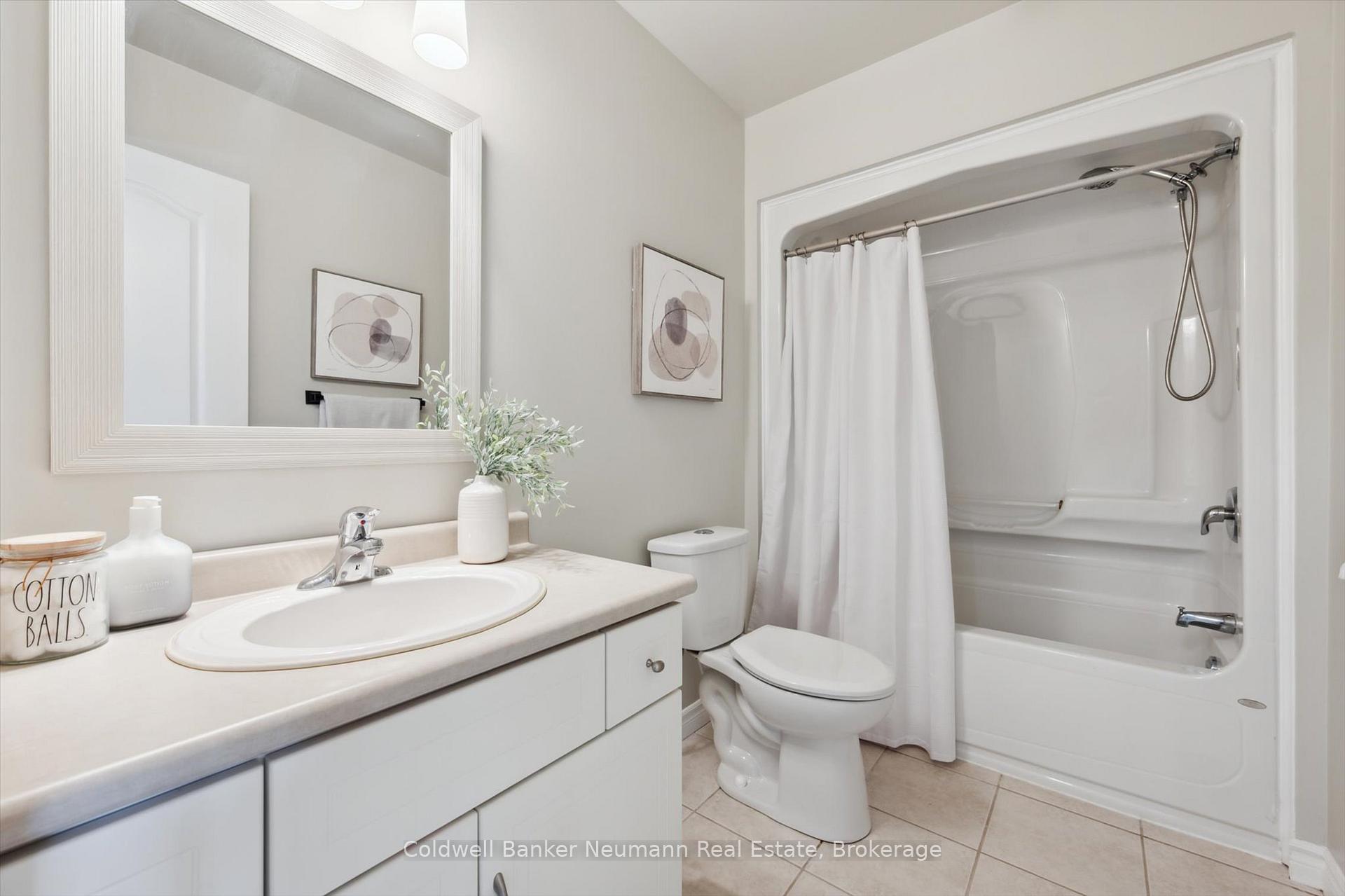 Photo 14 of Unit 93, 165 Terraview Crescent, Guelph, Kortright West — HOMEH