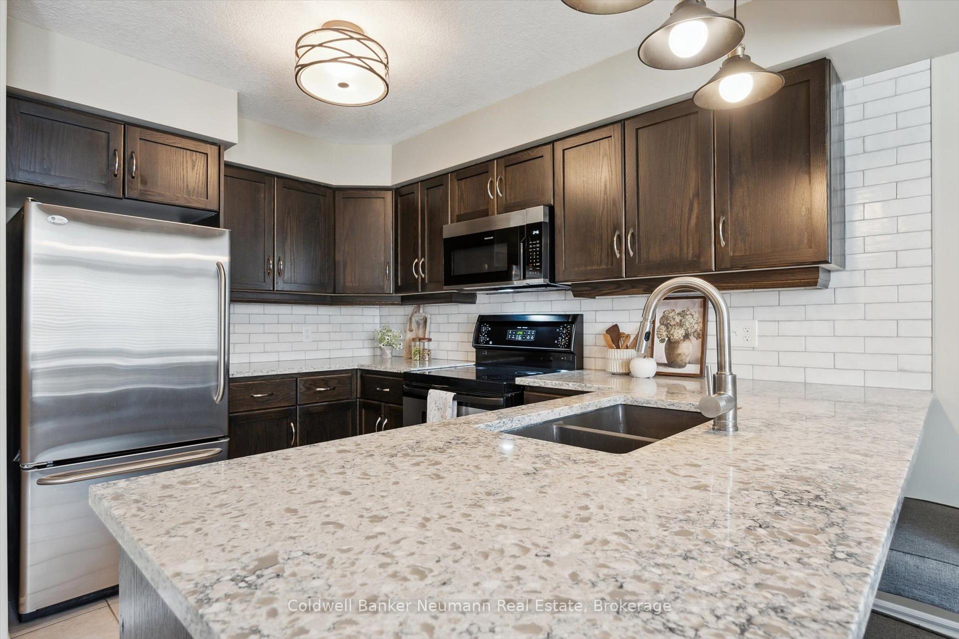 Photo 24 of Unit 93, 165 Terraview Crescent, Guelph, Kortright West — HOMEH