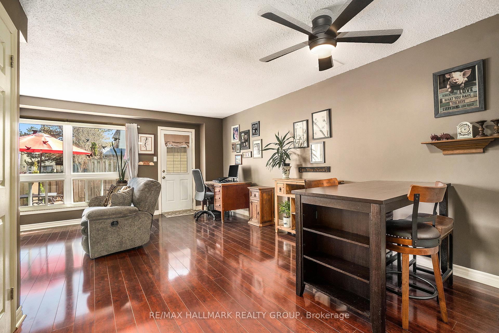 Photo 2 of Unit D, 27 Sonnet Crescent, Ottawa, Westcliffe Estates — HOMEH