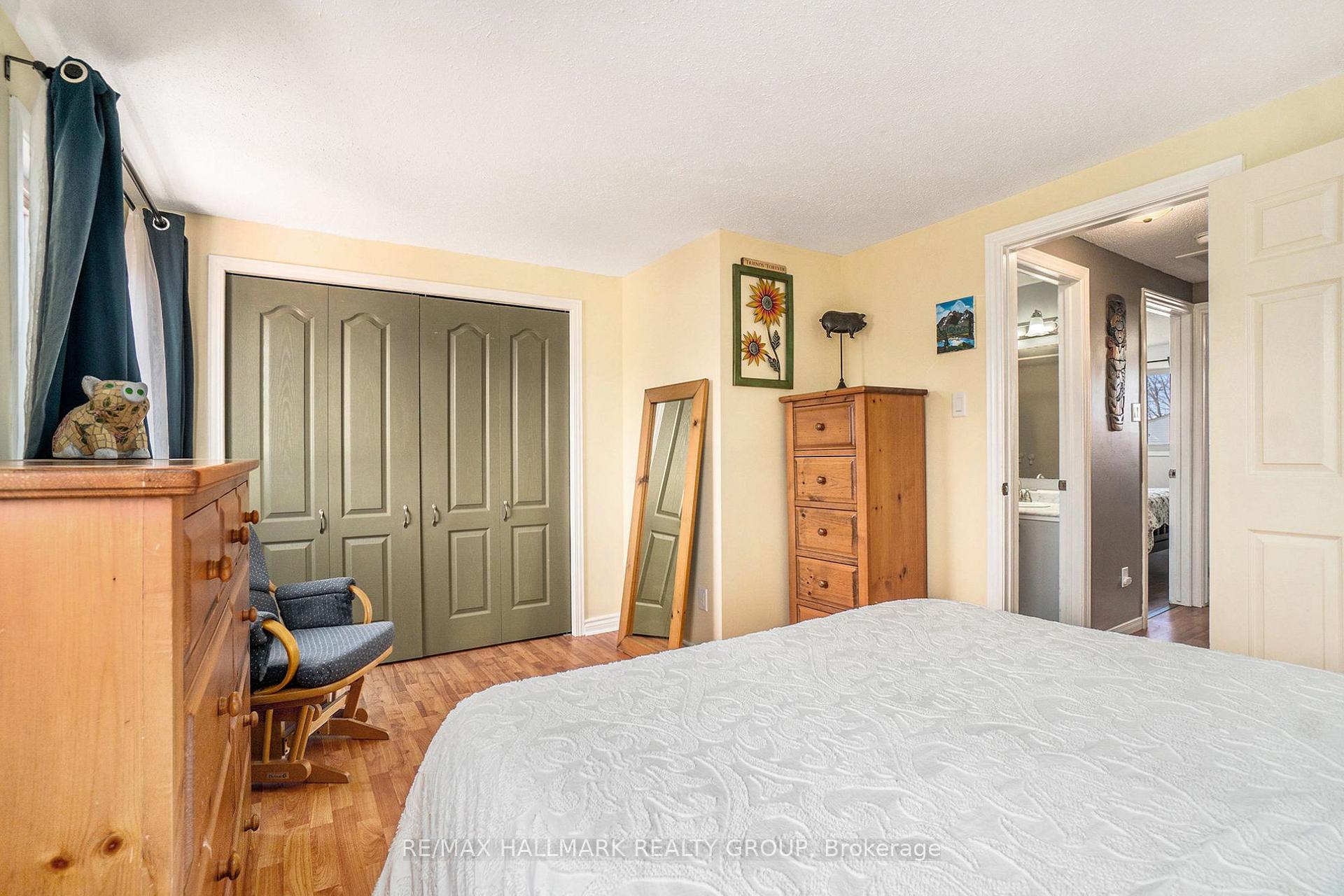 Photo 13 of Unit D, 27 Sonnet Crescent, Ottawa, Westcliffe Estates — HOMEH