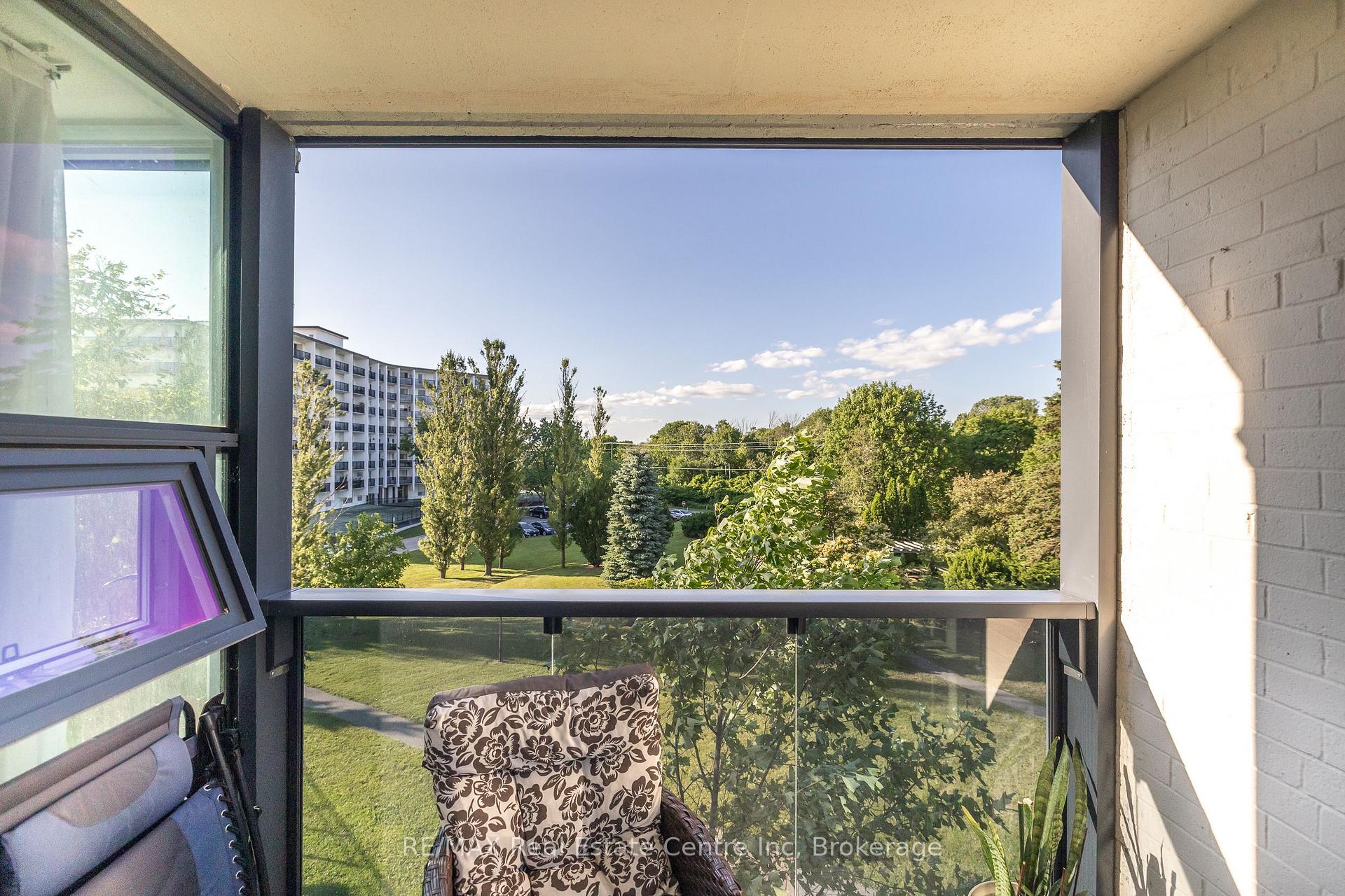 Photo 2 of Unit 212, 19 Woodlawn Road E, Guelph, Riverside Park — HOMEH