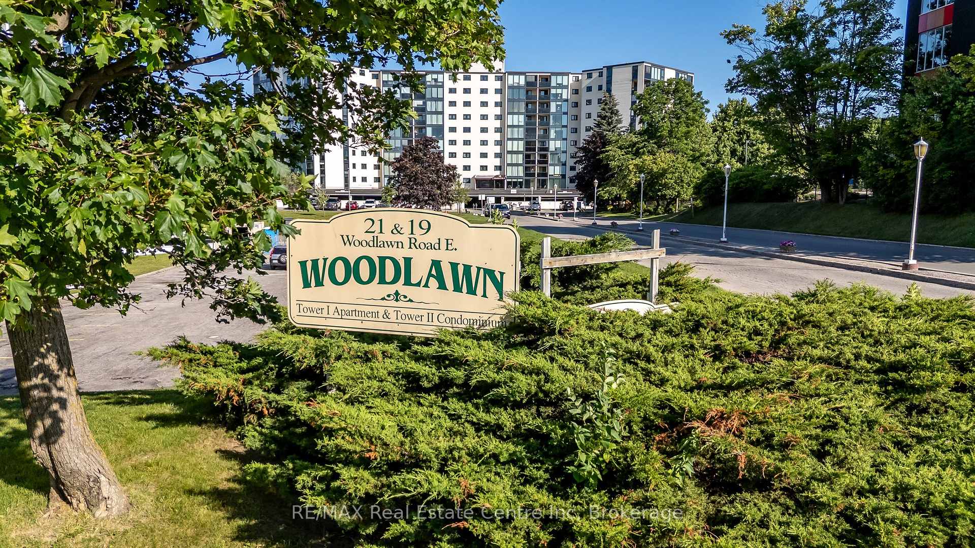 Photo 4 of Unit 212, 19 Woodlawn Road E, Guelph, Riverside Park — HOMEH