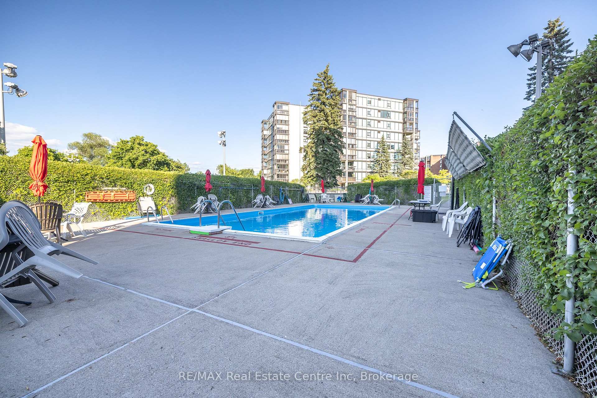 Photo 45 of Unit 212, 19 Woodlawn Road E, Guelph, Riverside Park — HOMEH