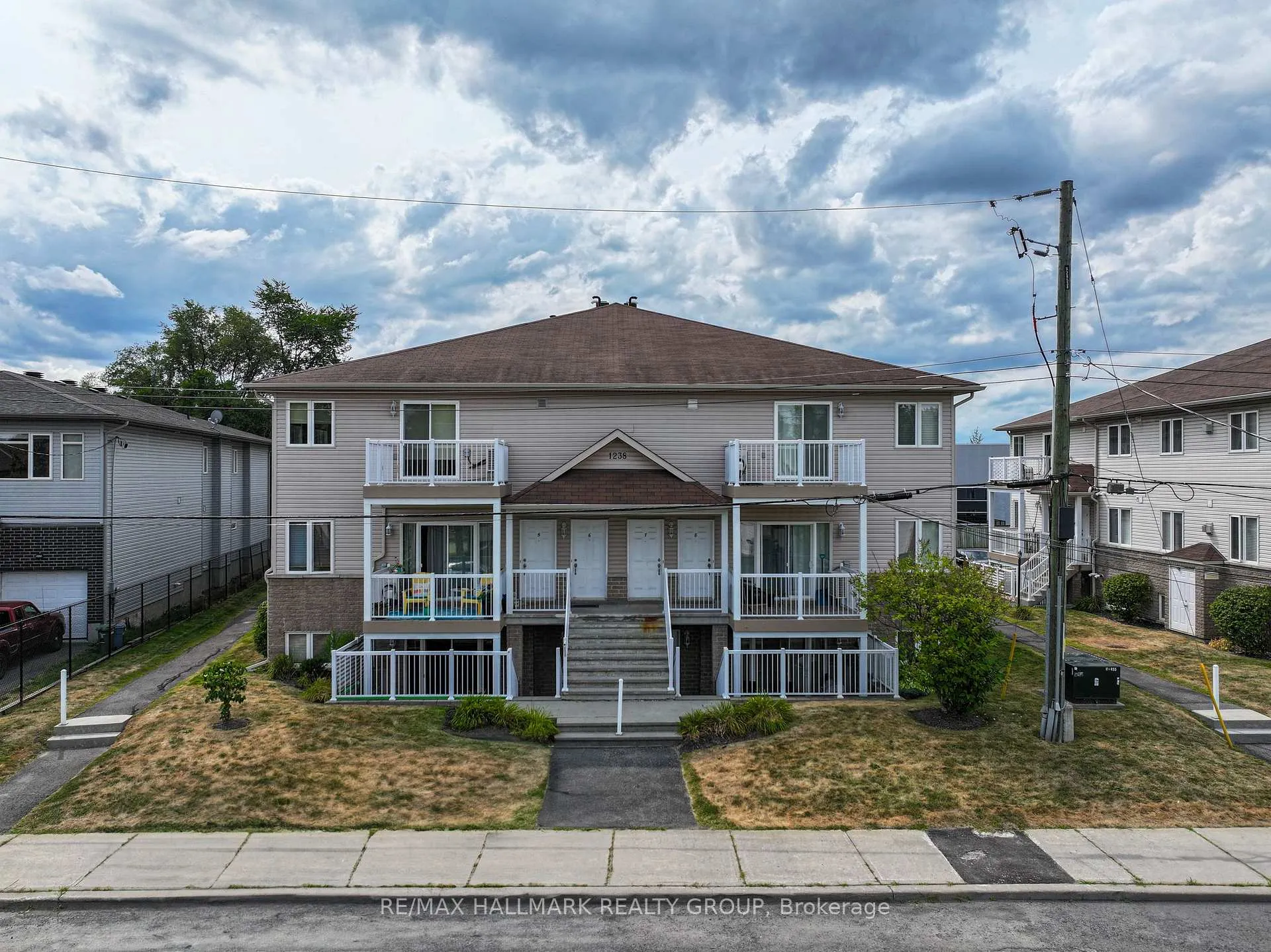 Front of Unit 14, 1238 Marenger Street