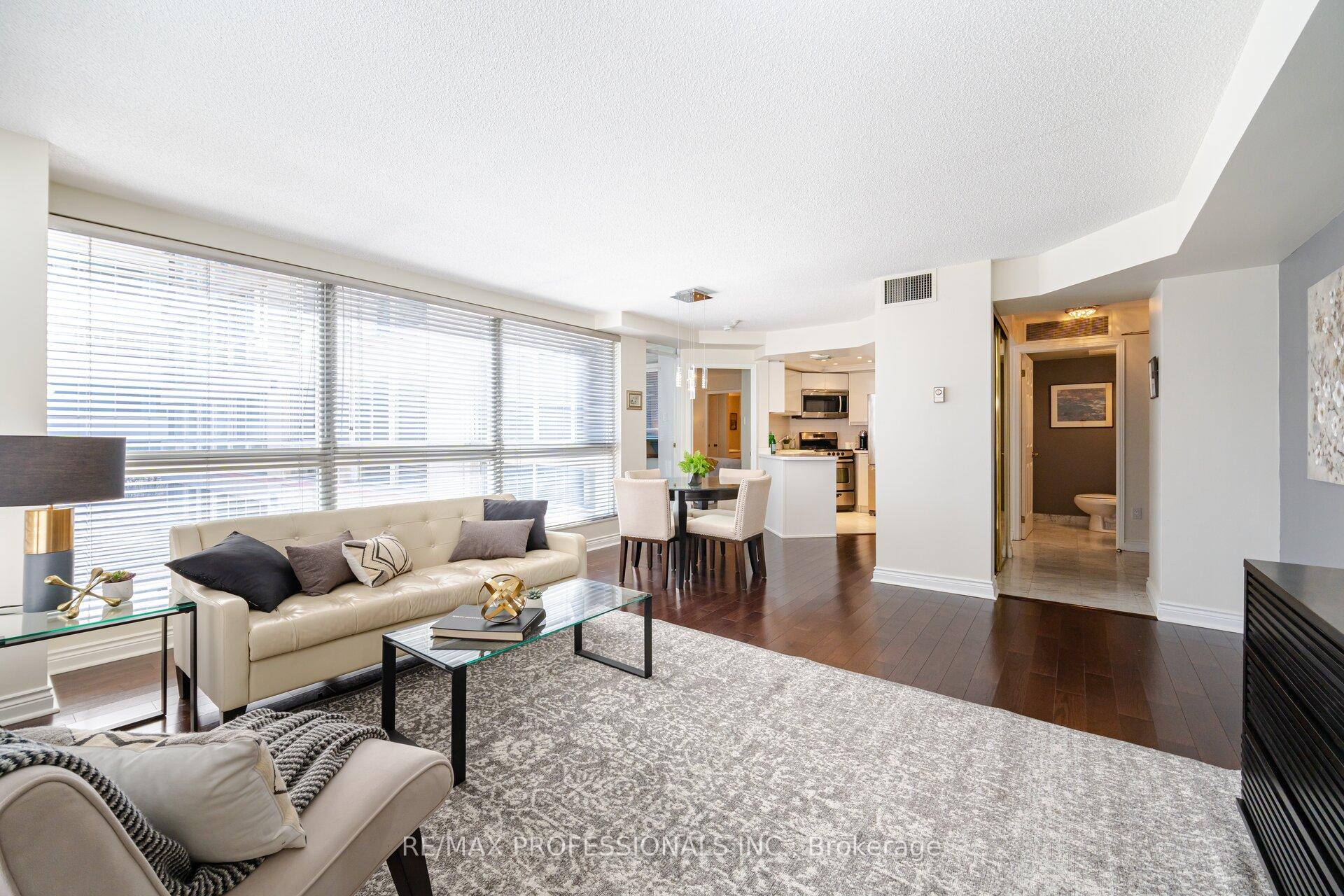 Photo 3 of Unit 301, 7 Broadway Avenue, Toronto, Mount Pleasant West — HOMEH