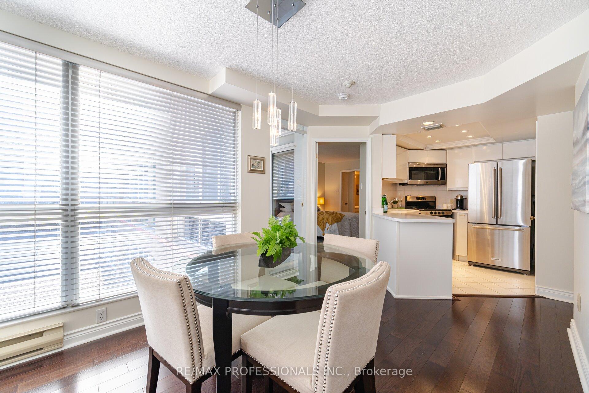 Photo 12 of Unit 301, 7 Broadway Avenue, Toronto, Mount Pleasant West — HOMEH