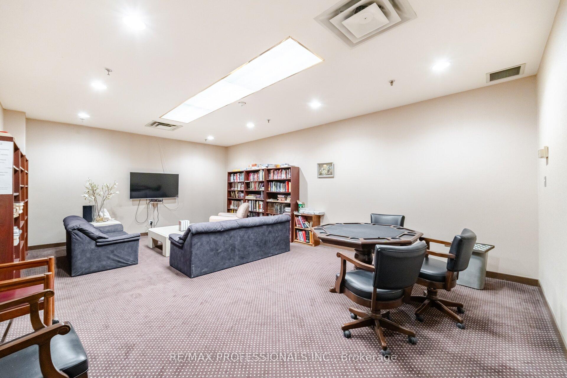 Photo 38 of Unit 301, 7 Broadway Avenue, Toronto, Mount Pleasant West — HOMEH