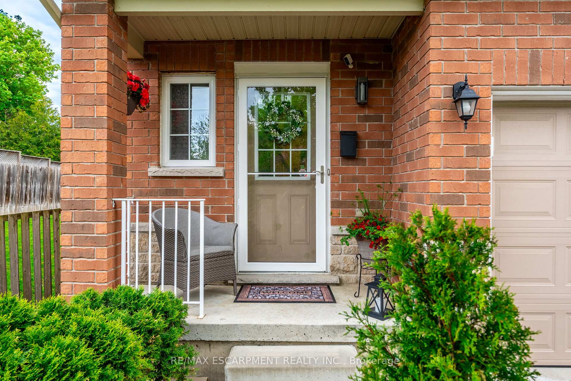 Photo 4 of Unit 6, 1461 Upper Gage Avenue, Hamilton, Templemead — HOMEH