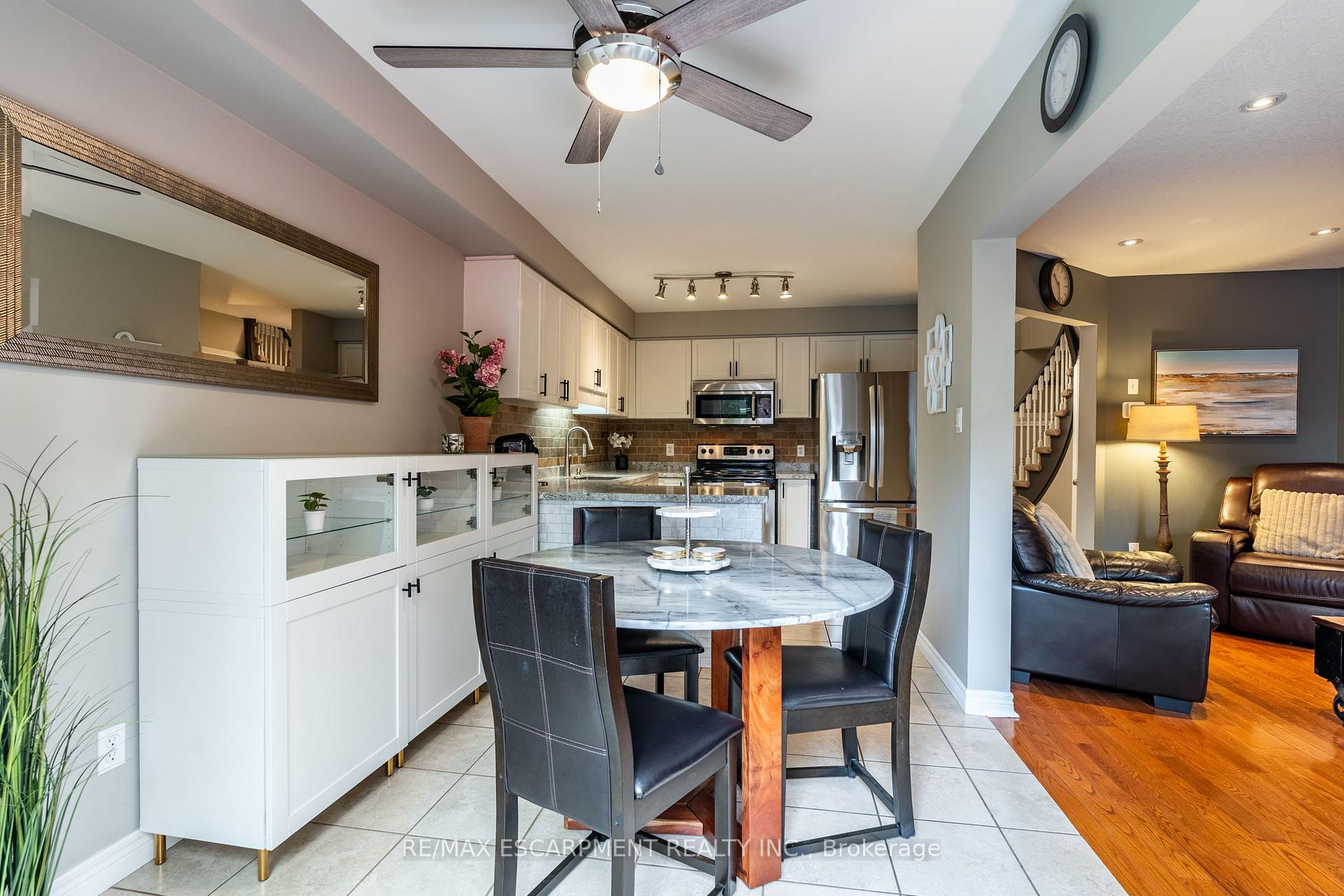 Photo 15 of Unit 6, 1461 Upper Gage Avenue, Hamilton, Templemead — HOMEH
