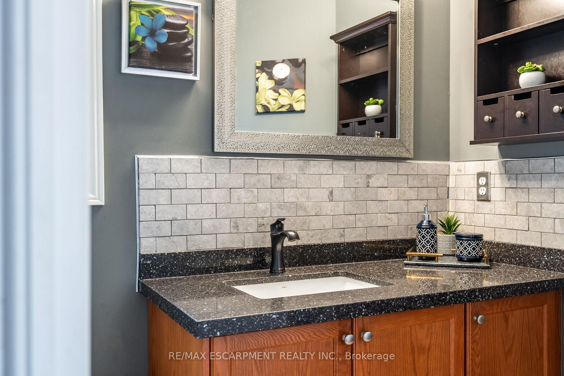 Photo 38 of Unit 6, 1461 Upper Gage Avenue, Hamilton, Templemead — HOMEH
