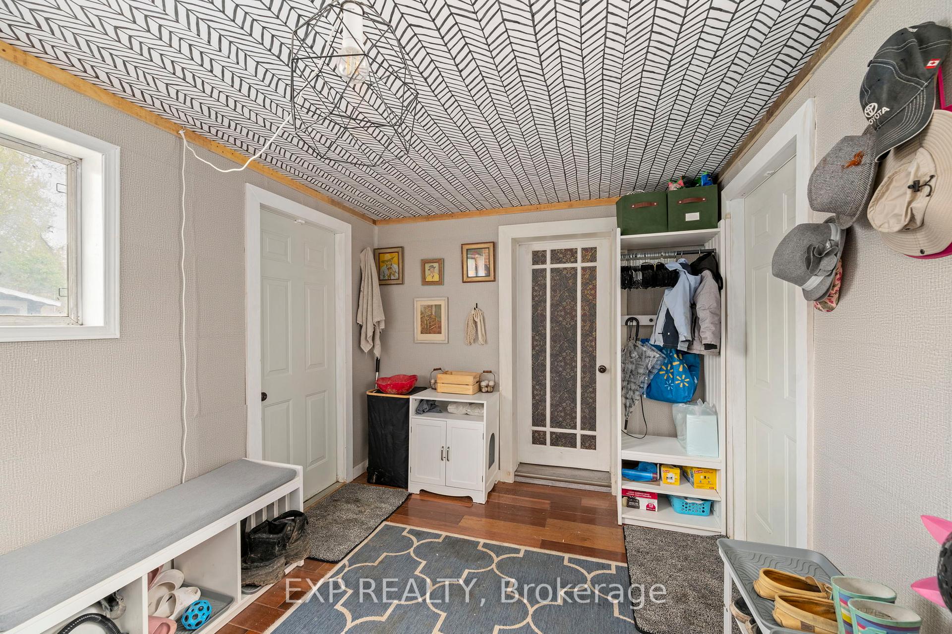 Photo 6 of 46330 South Street, Central Elgin, Sparta — HOMEH