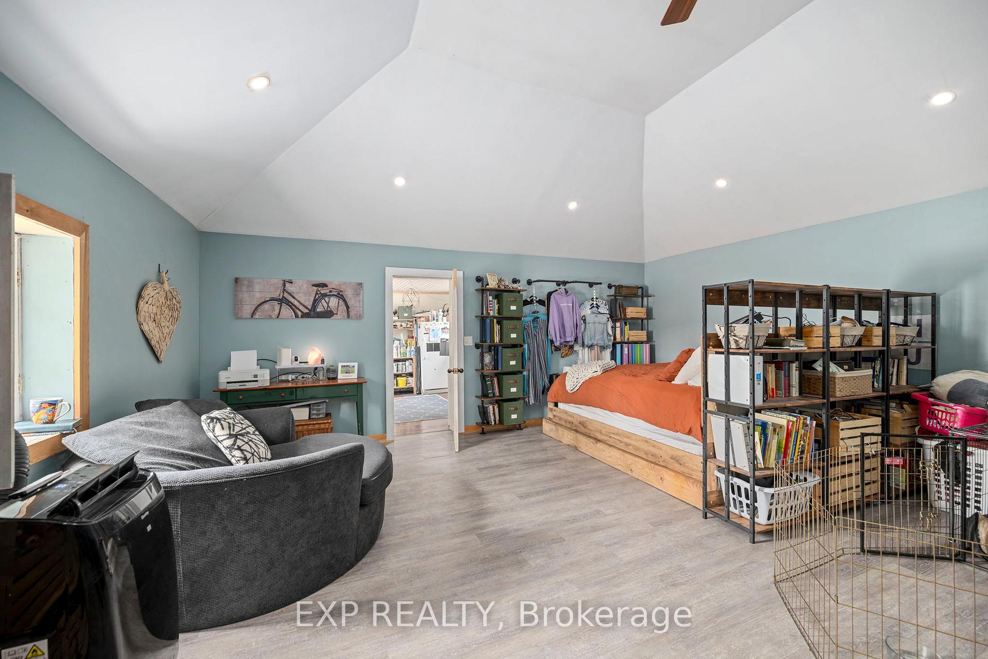 Photo 9 of 46330 South Street, Central Elgin, Sparta — HOMEH