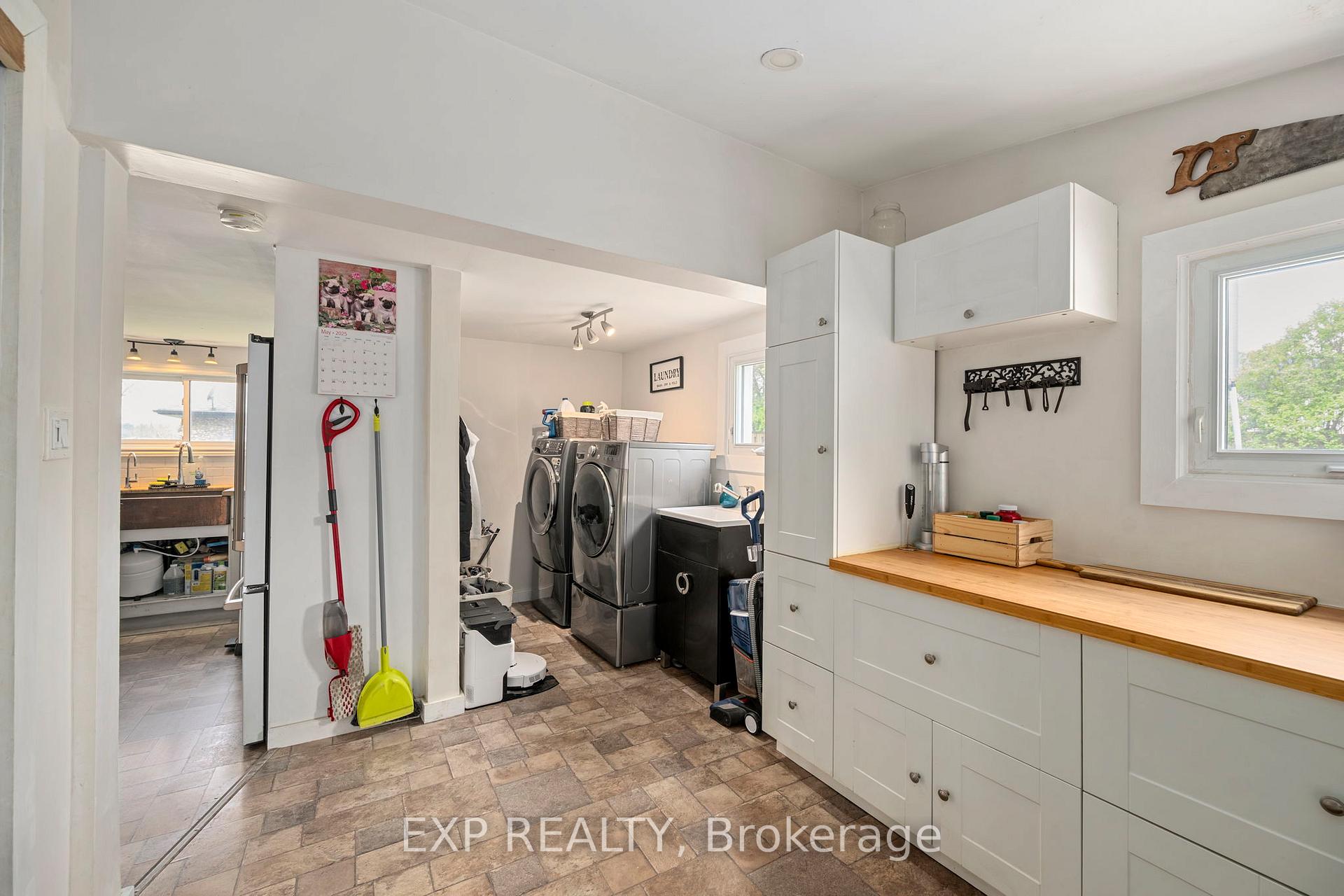 Photo 11 of 46330 South Street, Central Elgin, Sparta — HOMEH