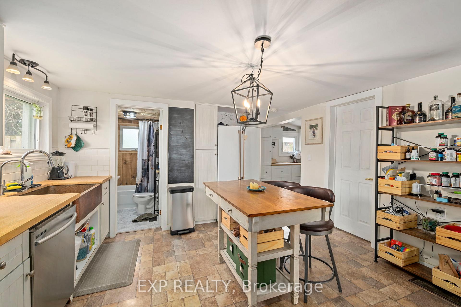 Photo 15 of 46330 South Street, Central Elgin, Sparta — HOMEH