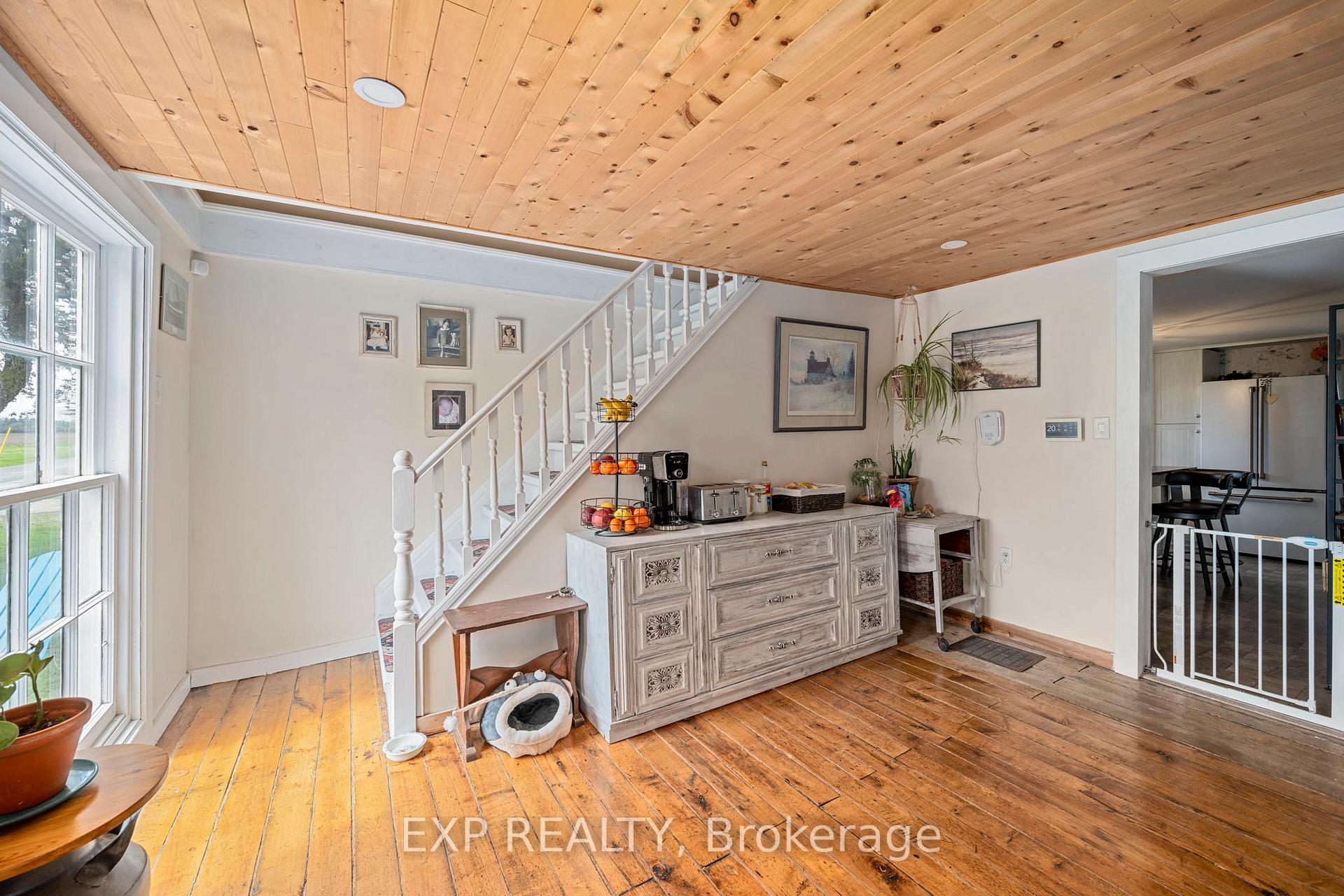 Photo 19 of 46330 South Street, Central Elgin, Sparta — HOMEH