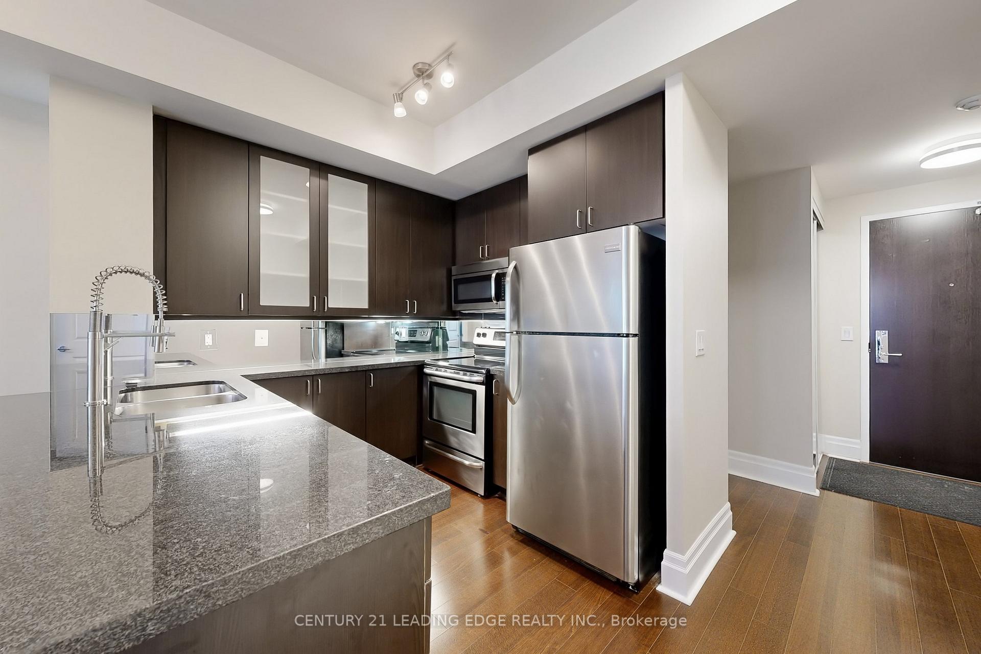 Photo 2 of Unit 906, 131 Upper Duke Crescent, Markham, Unionville — HOMEH