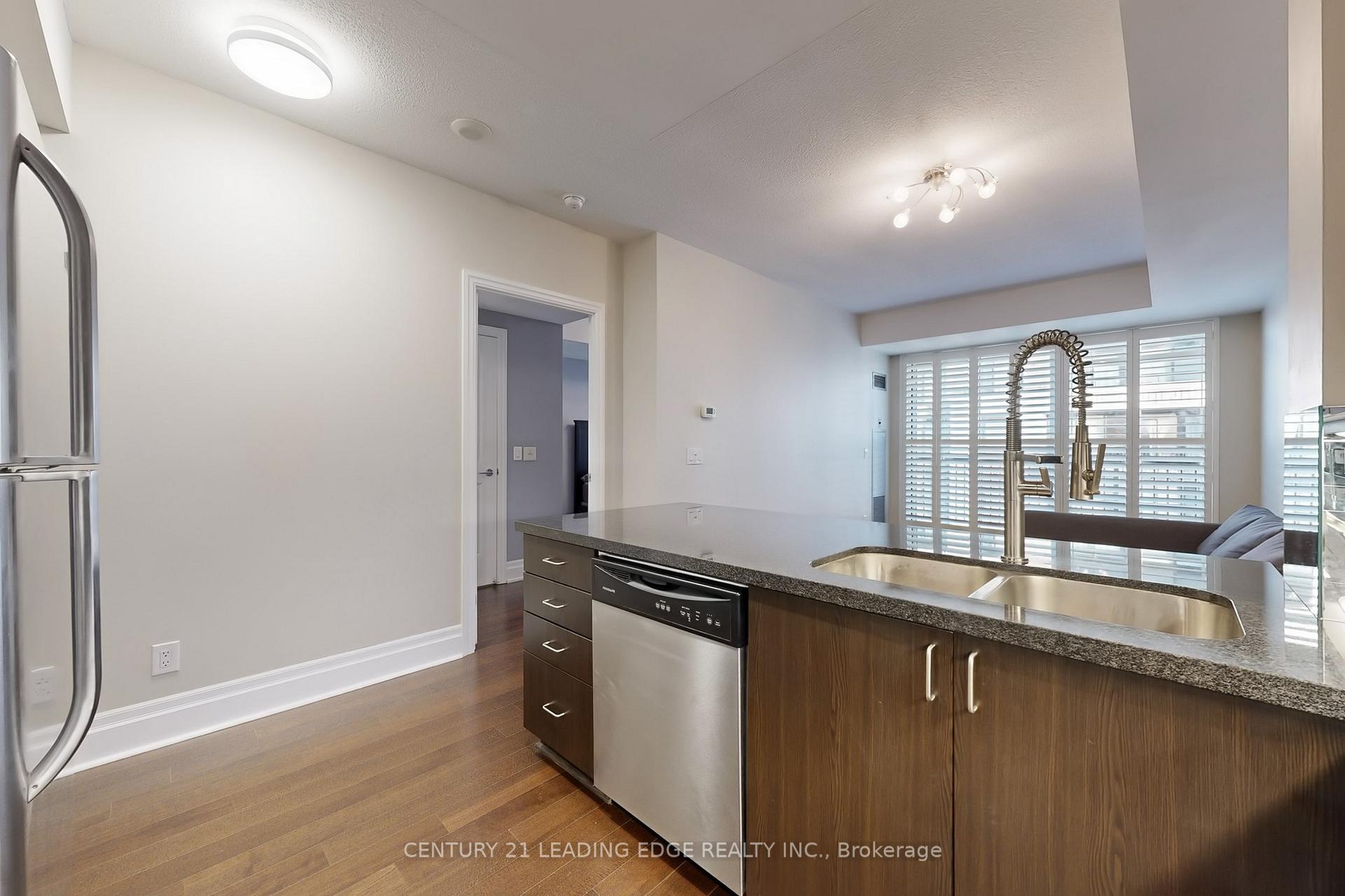 Photo 3 of Unit 906, 131 Upper Duke Crescent, Markham, Unionville — HOMEH