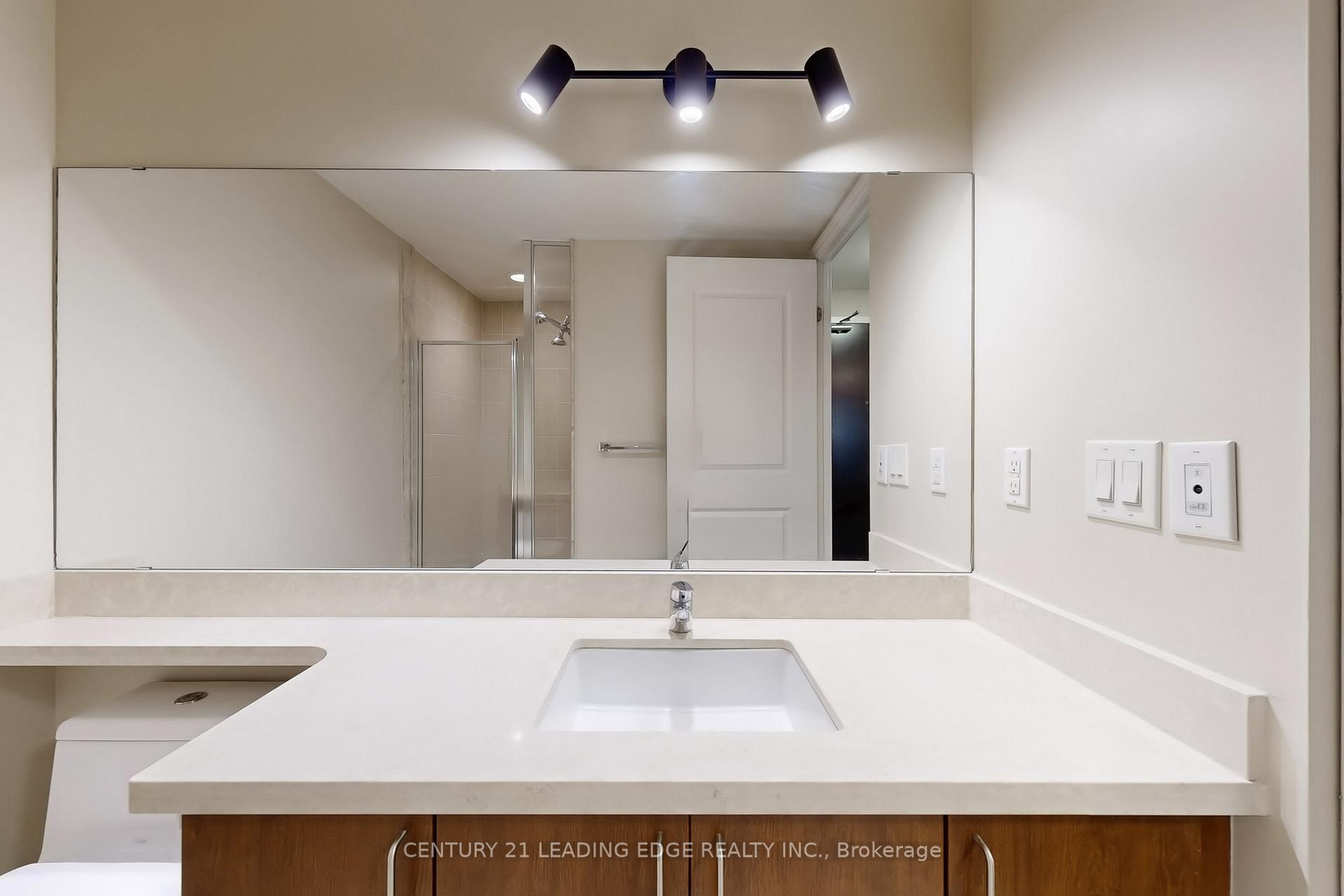 Photo 16 of Unit 906, 131 Upper Duke Crescent, Markham, Unionville — HOMEH