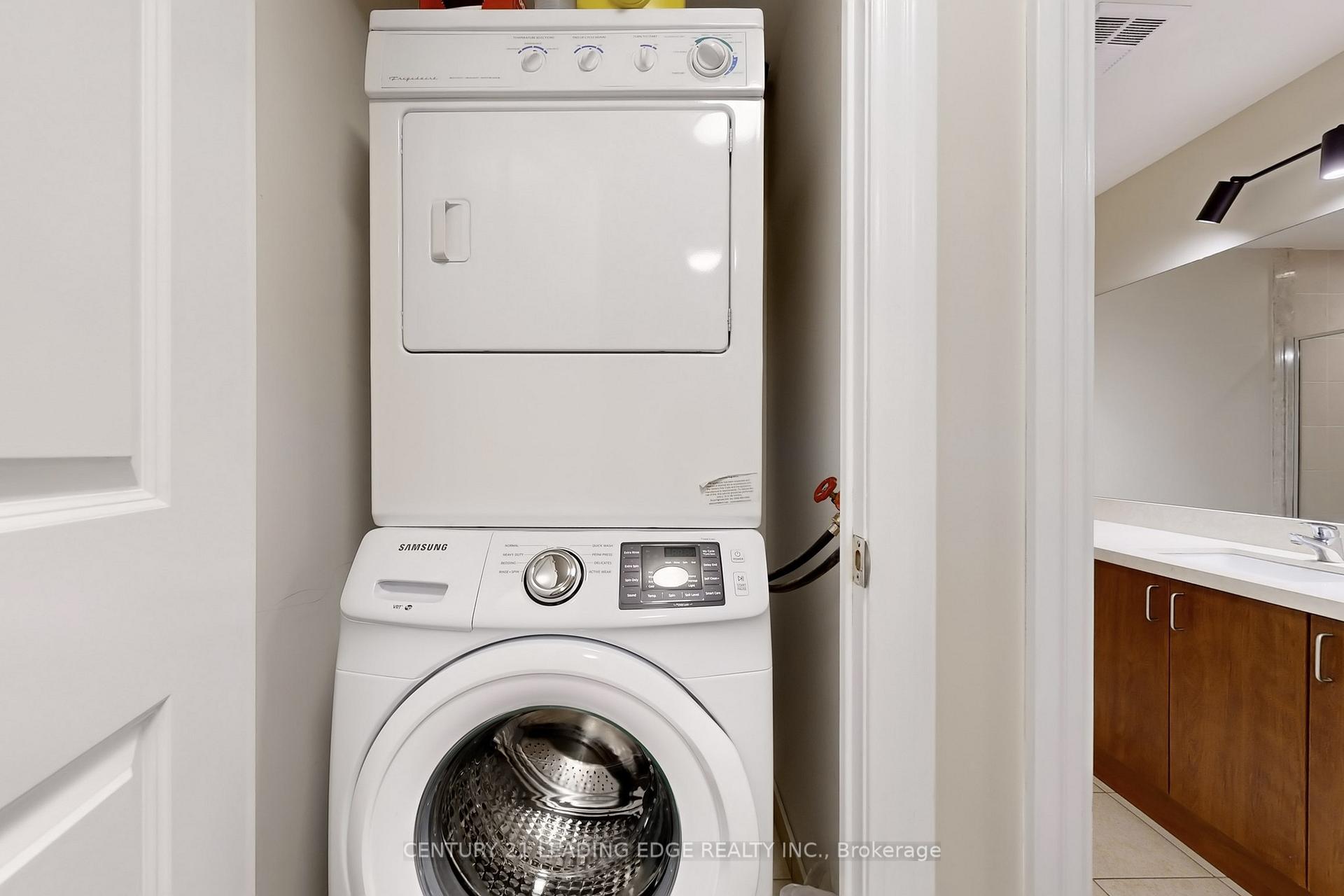 Photo 18 of Unit 906, 131 Upper Duke Crescent, Markham, Unionville — HOMEH