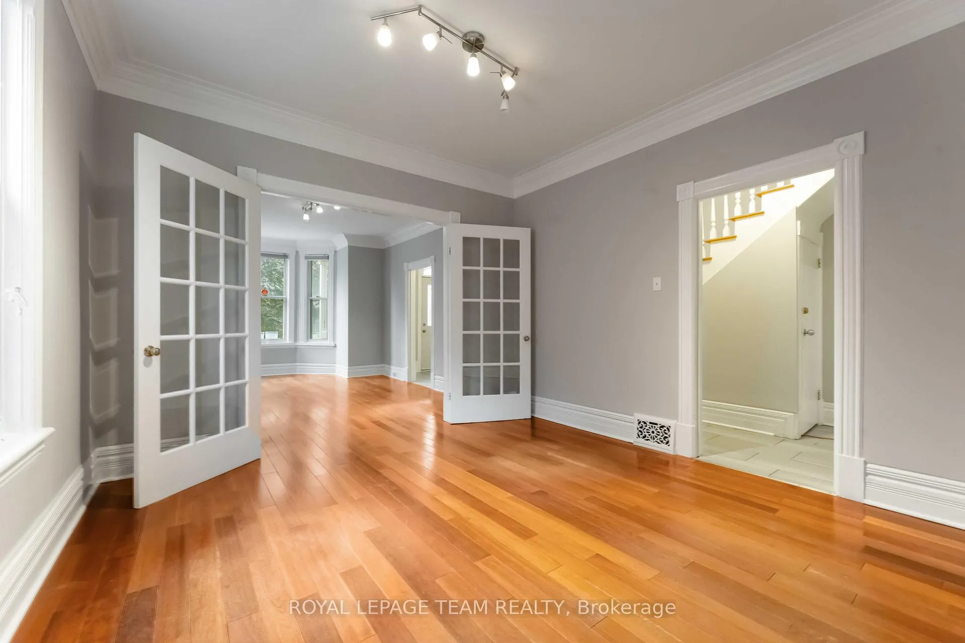 Photo 12 of 205 Pretoria Avenue, Ottawa, Glebe — HOMEH