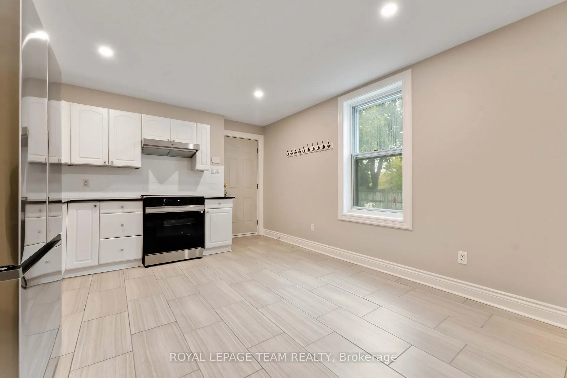 Photo 15 of 205 Pretoria Avenue, Ottawa, Glebe — HOMEH