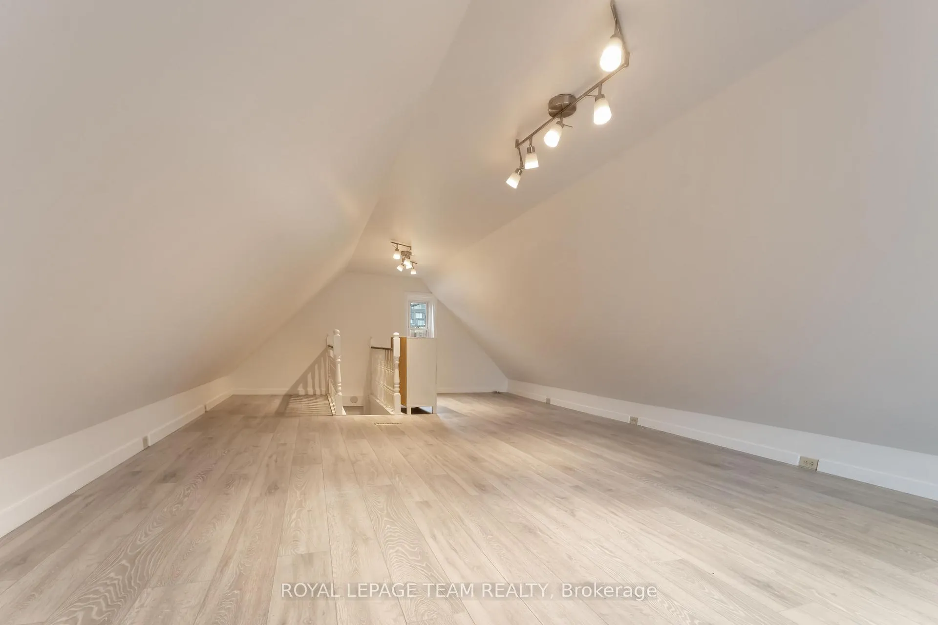 Photo 40 of 205 Pretoria Avenue, Ottawa, Glebe — HOMEH