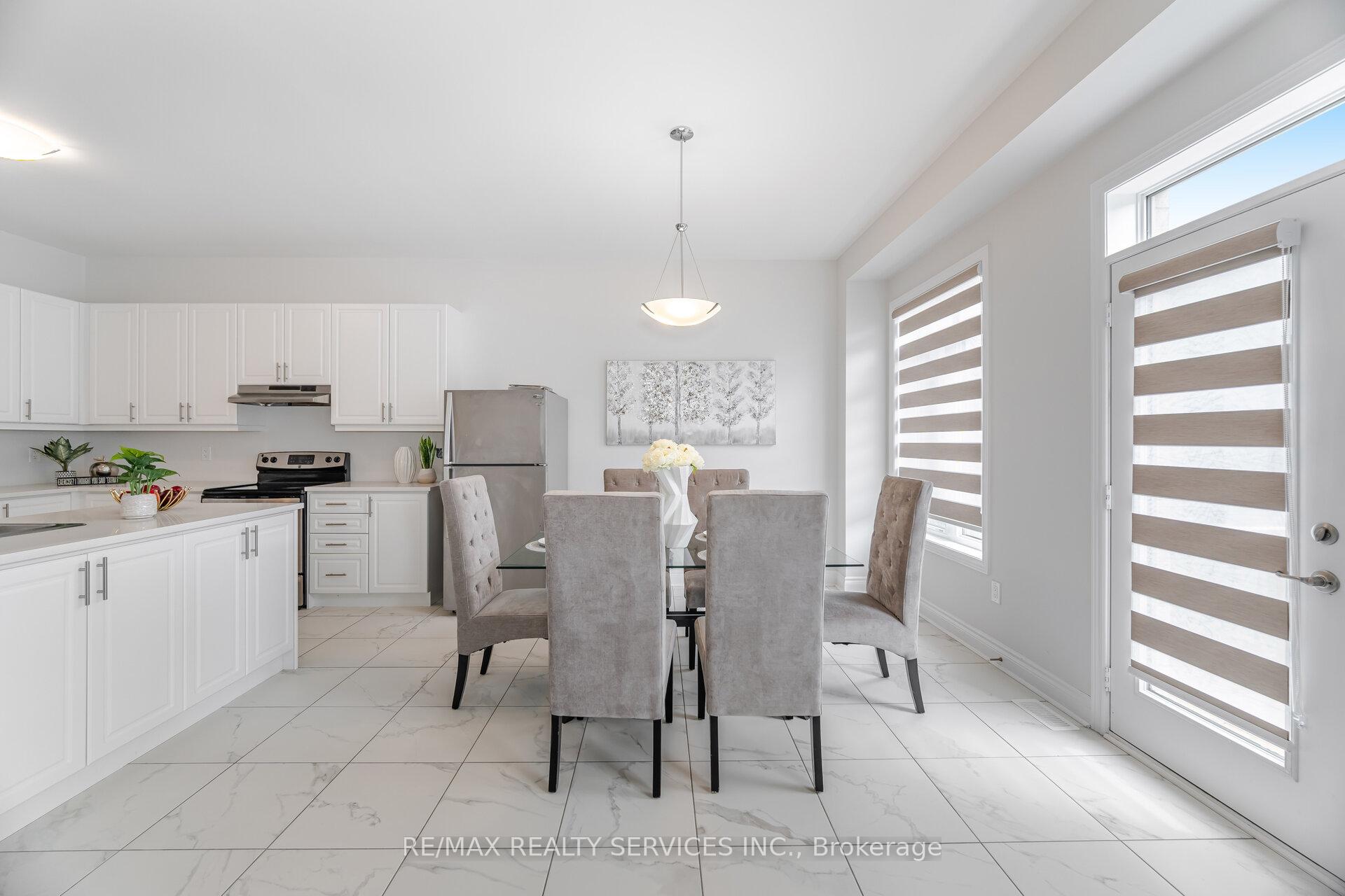 Photo 2 of 36 Michener Drive, Brampton, Sandringham-Wellington North — HOMEH