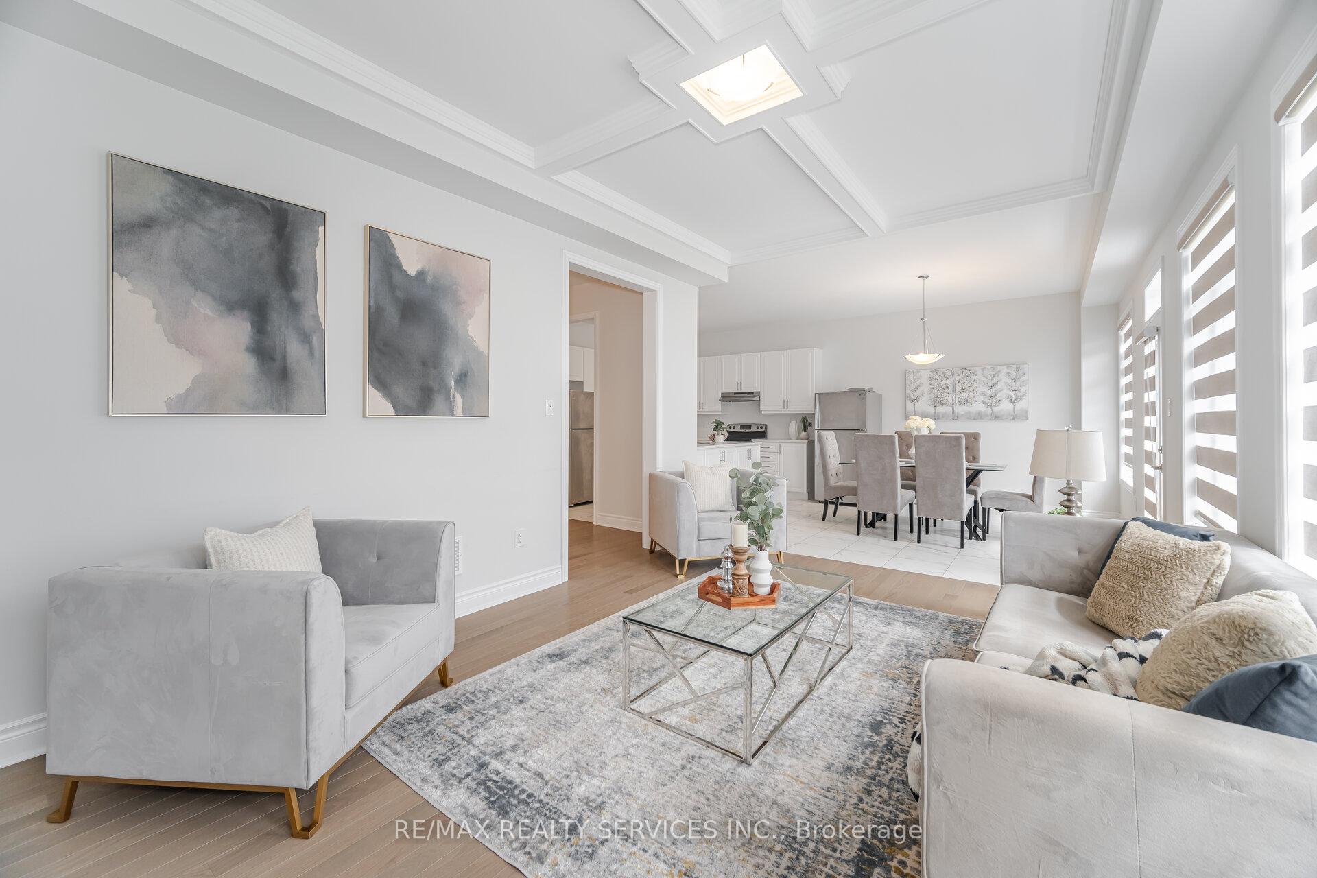 Photo 19 of 36 Michener Drive, Brampton, Sandringham-Wellington North — HOMEH