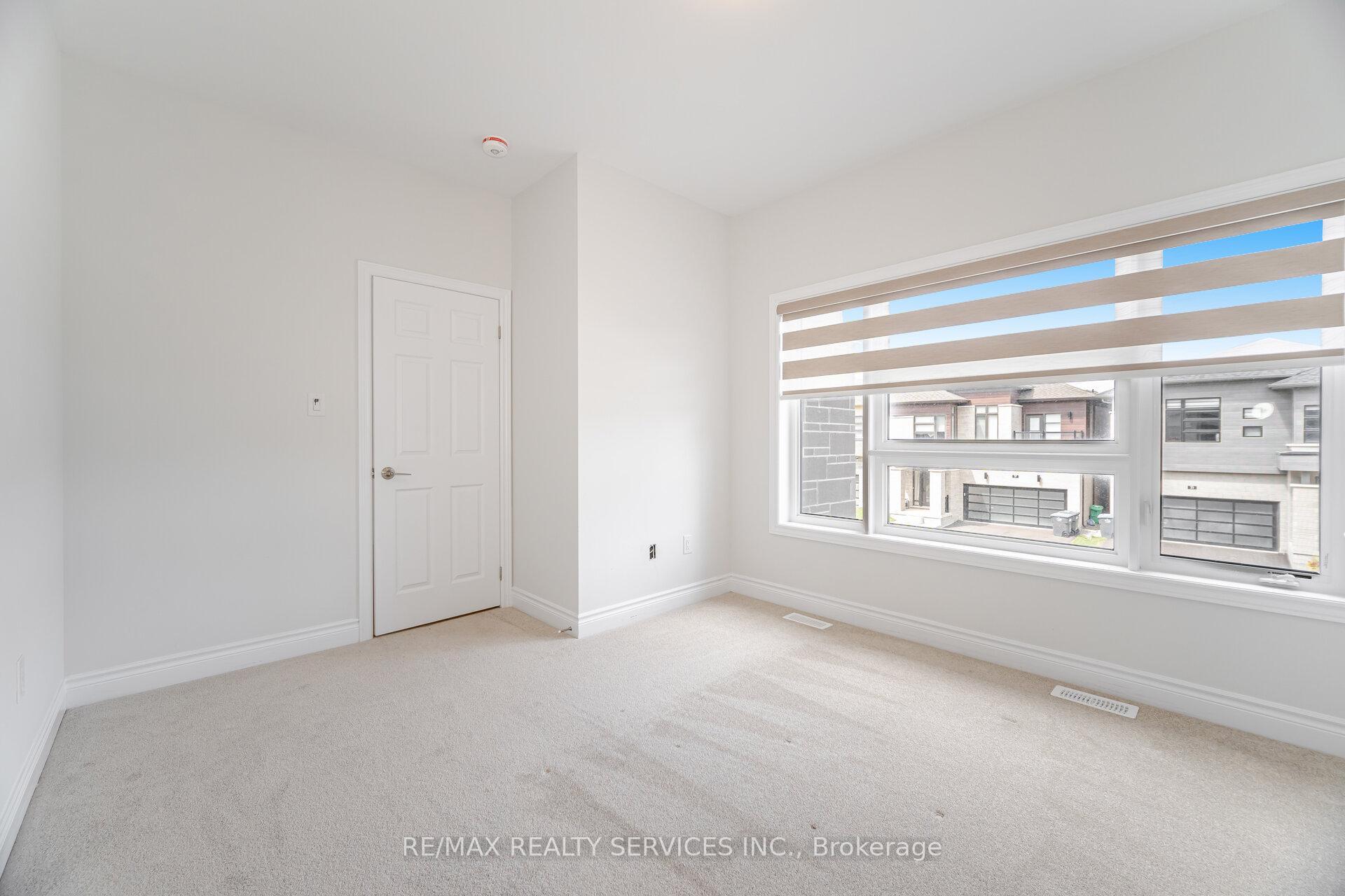 Photo 38 of 36 Michener Drive, Brampton, Sandringham-Wellington North — HOMEH