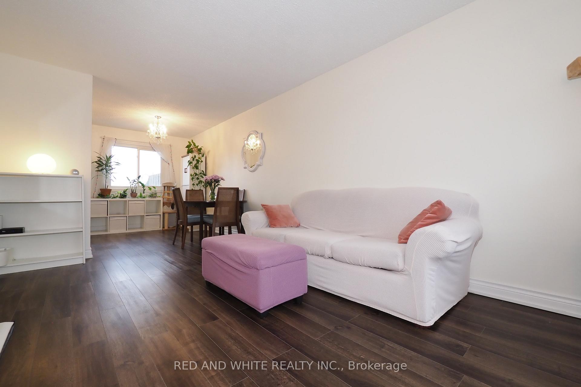 Photo 4 of Unit 34, 25 Upper Canada Drive, Kitchener — HOMEH