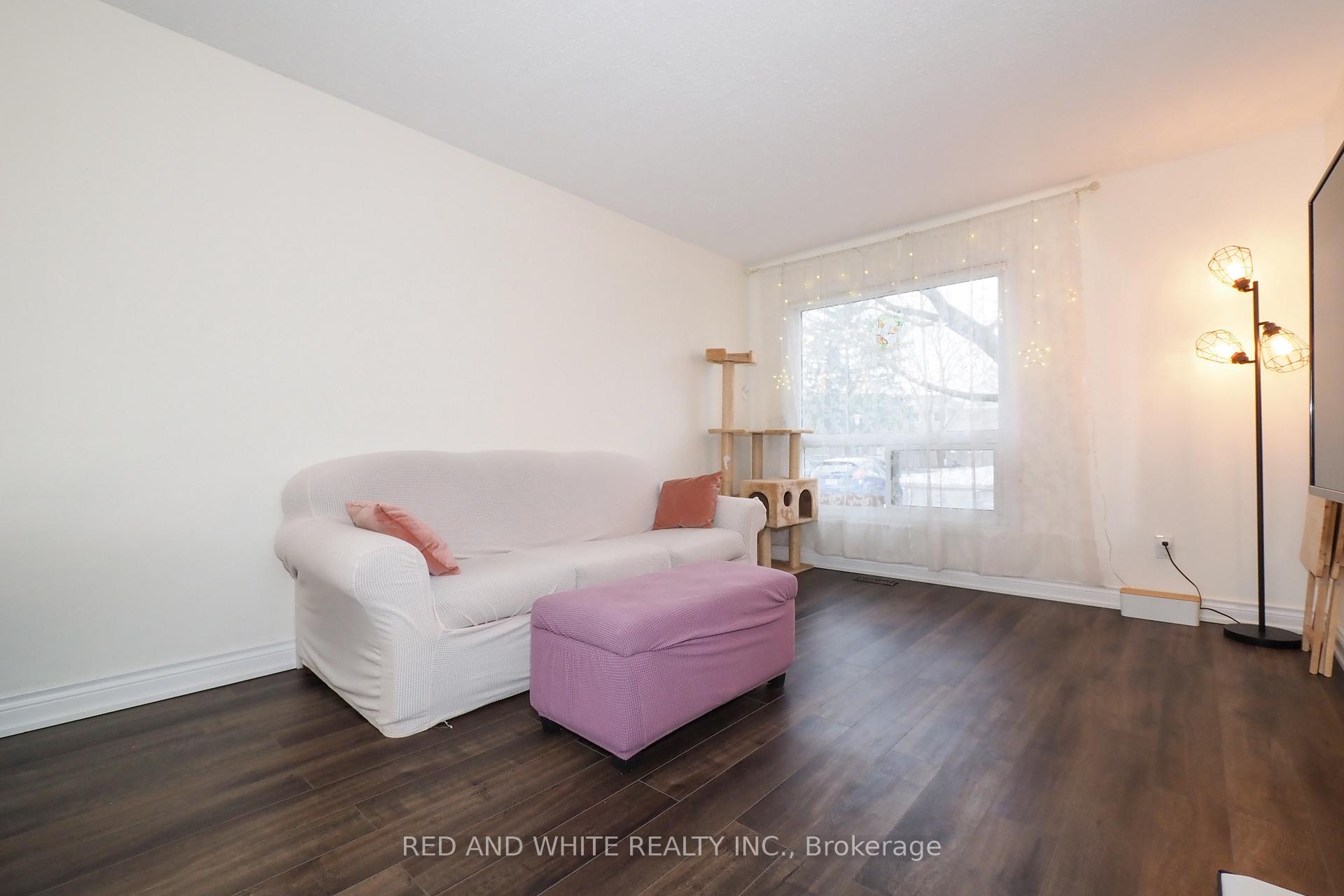 Photo 7 of Unit 34, 25 Upper Canada Drive, Kitchener — HOMEH
