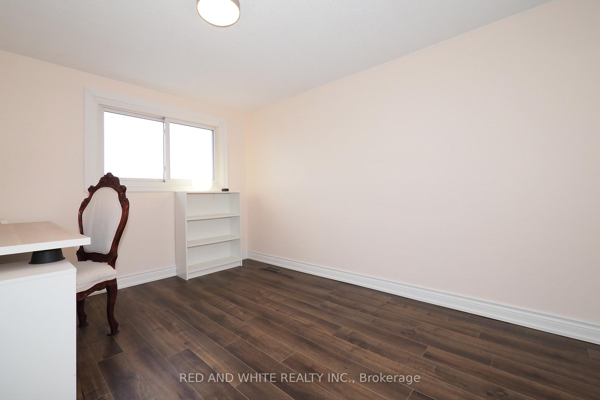 Photo 17 of Unit 34, 25 Upper Canada Drive, Kitchener — HOMEH
