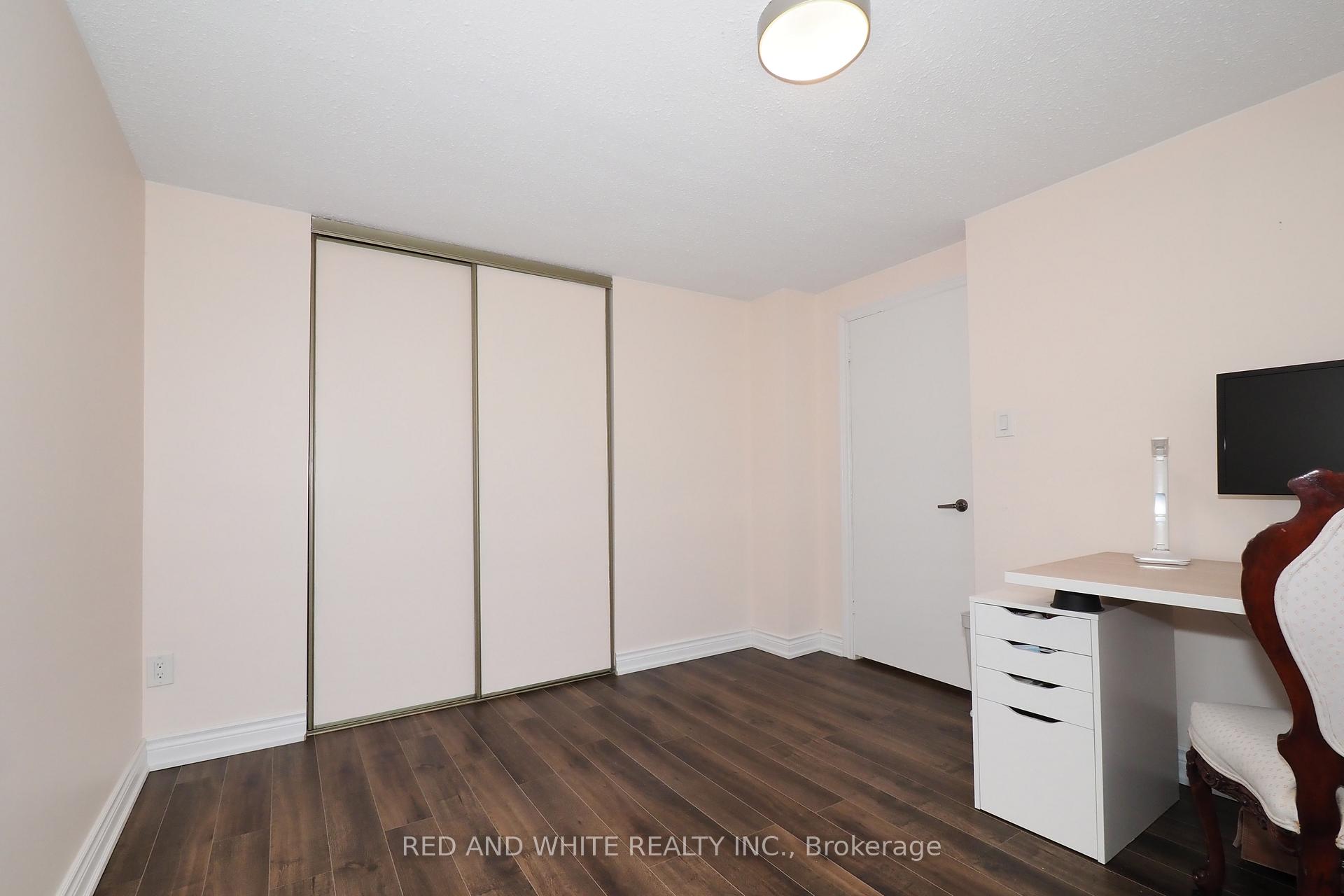 Photo 18 of Unit 34, 25 Upper Canada Drive, Kitchener — HOMEH