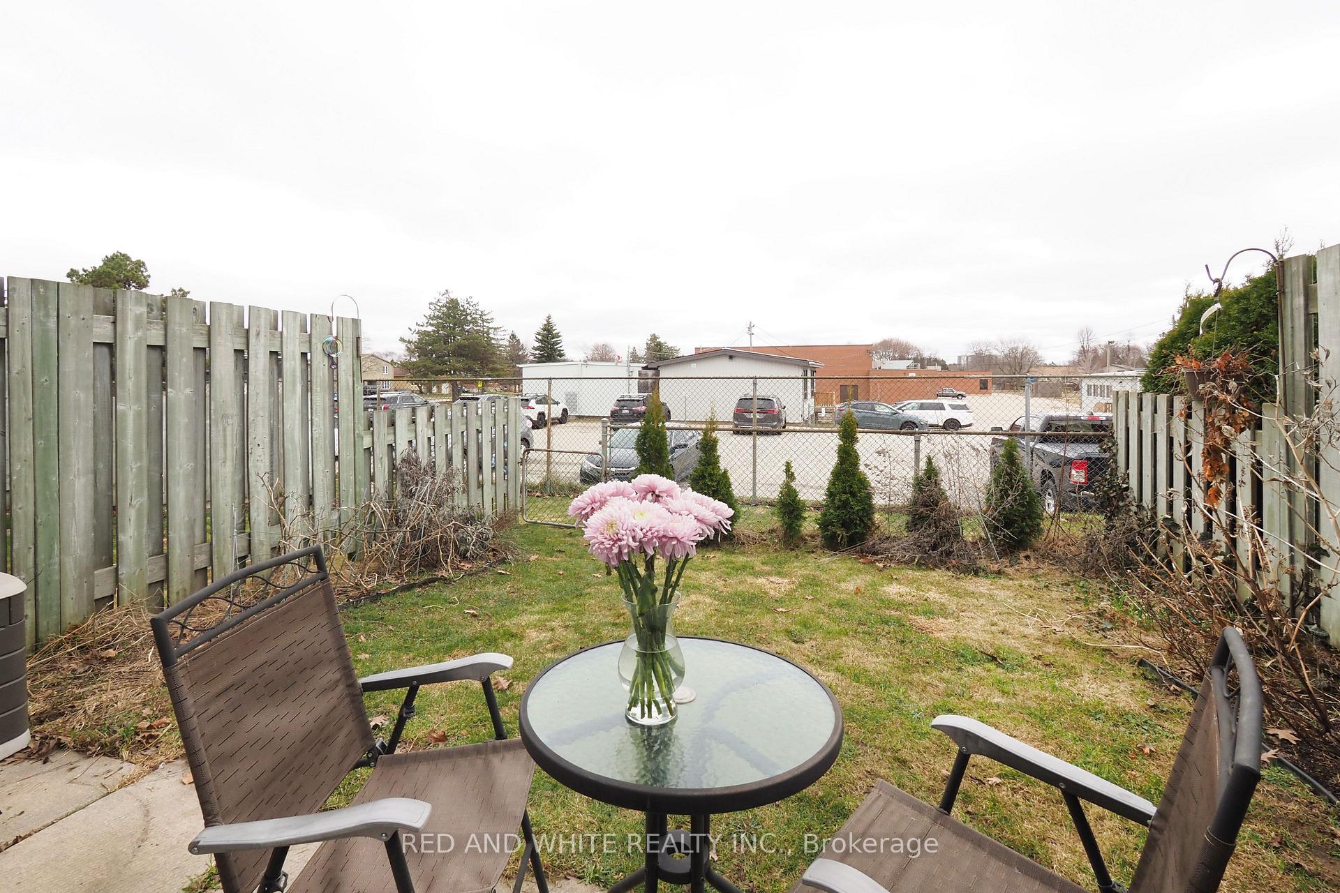 Photo 31 of Unit 34, 25 Upper Canada Drive, Kitchener — HOMEH