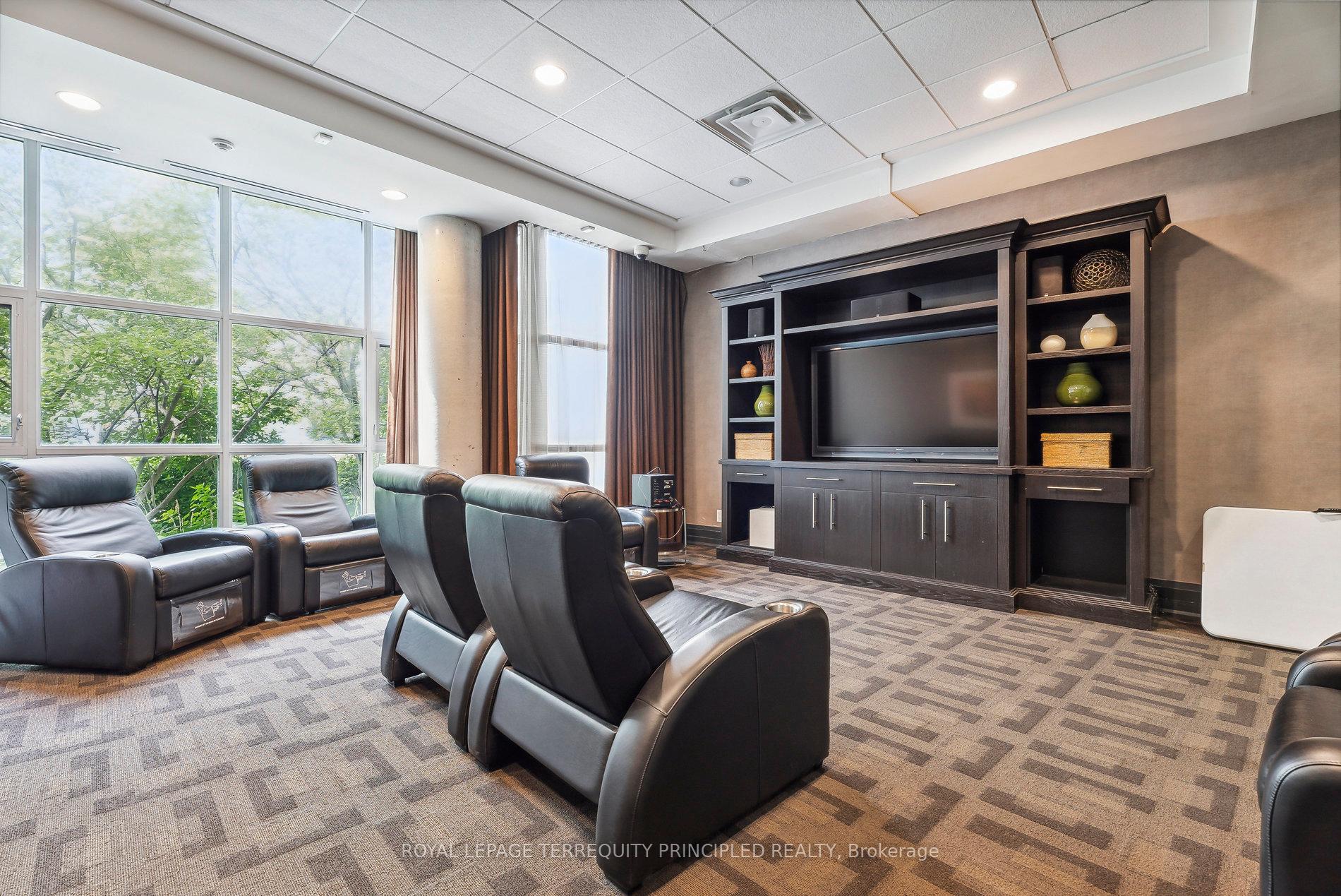 Photo 24 of Unit 202, 21 Upper Duke Crescent, Markham, Unionville — HOMEH