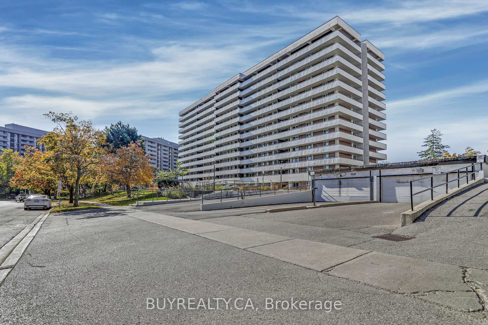Front of Unit 710, 80 Inverlochy Boulevard
