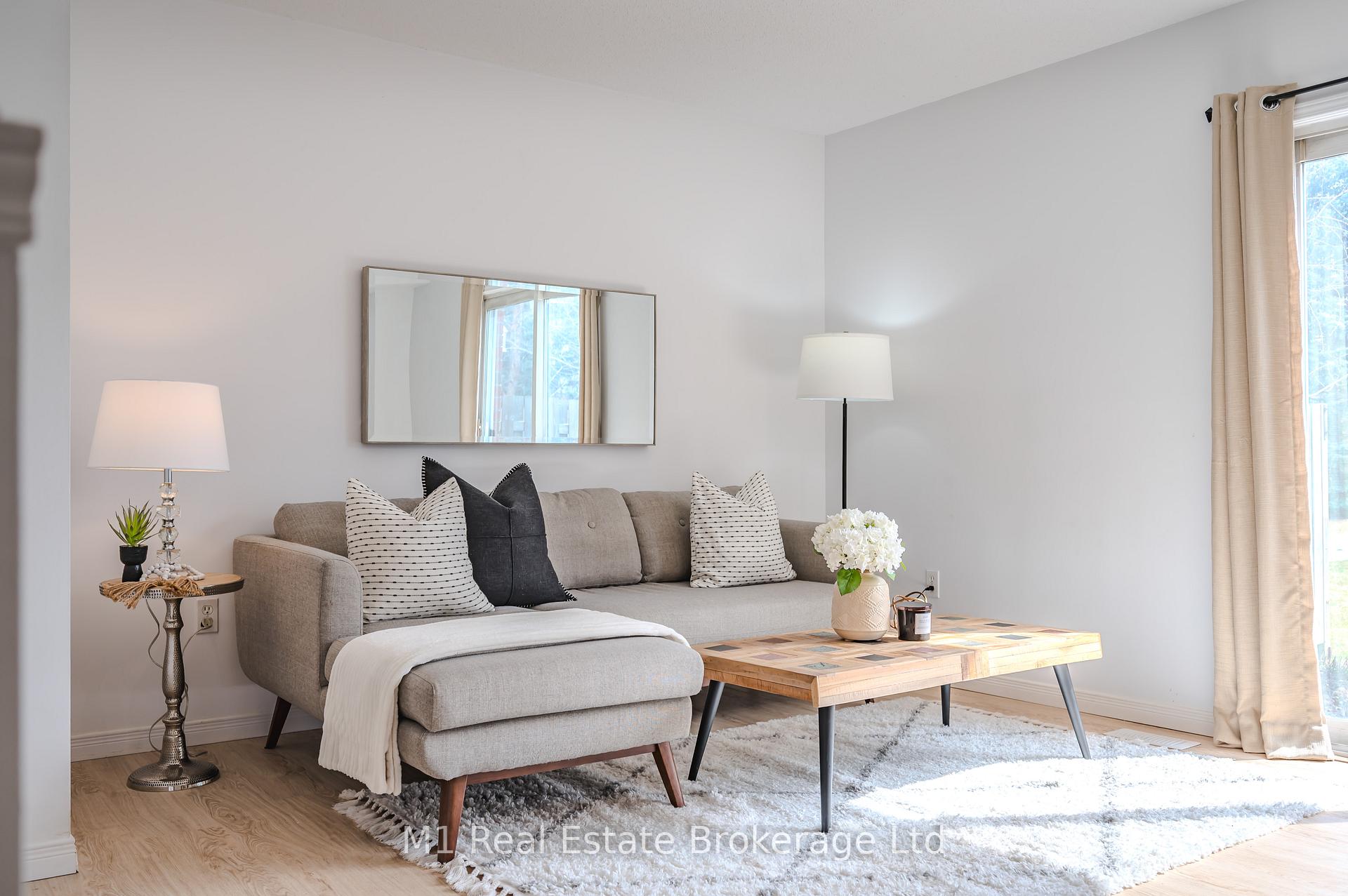 Photo 3 of Unit 47, 30 Imperial Road S, Guelph, Willow West/Sugarbush/West Acres — HOMEH