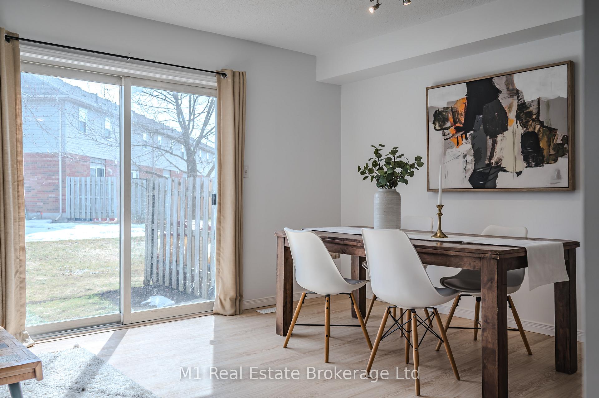 Photo 7 of Unit 47, 30 Imperial Road S, Guelph, Willow West/Sugarbush/West Acres — HOMEH