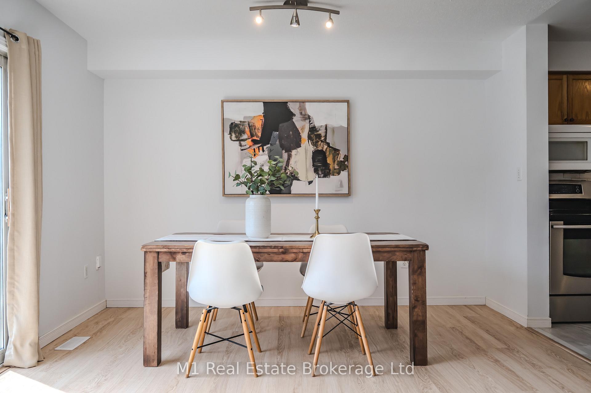 Photo 9 of Unit 47, 30 Imperial Road S, Guelph, Willow West/Sugarbush/West Acres — HOMEH