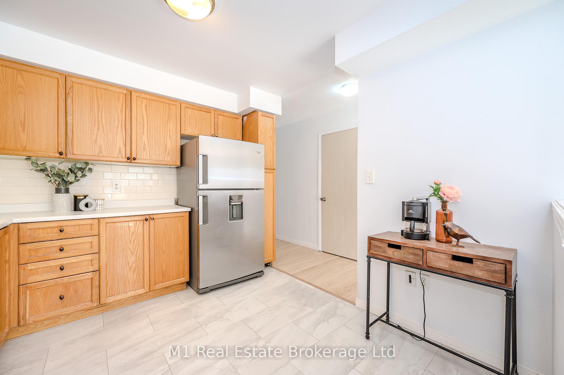 Photo 13 of Unit 47, 30 Imperial Road S, Guelph, Willow West/Sugarbush/West Acres — HOMEH