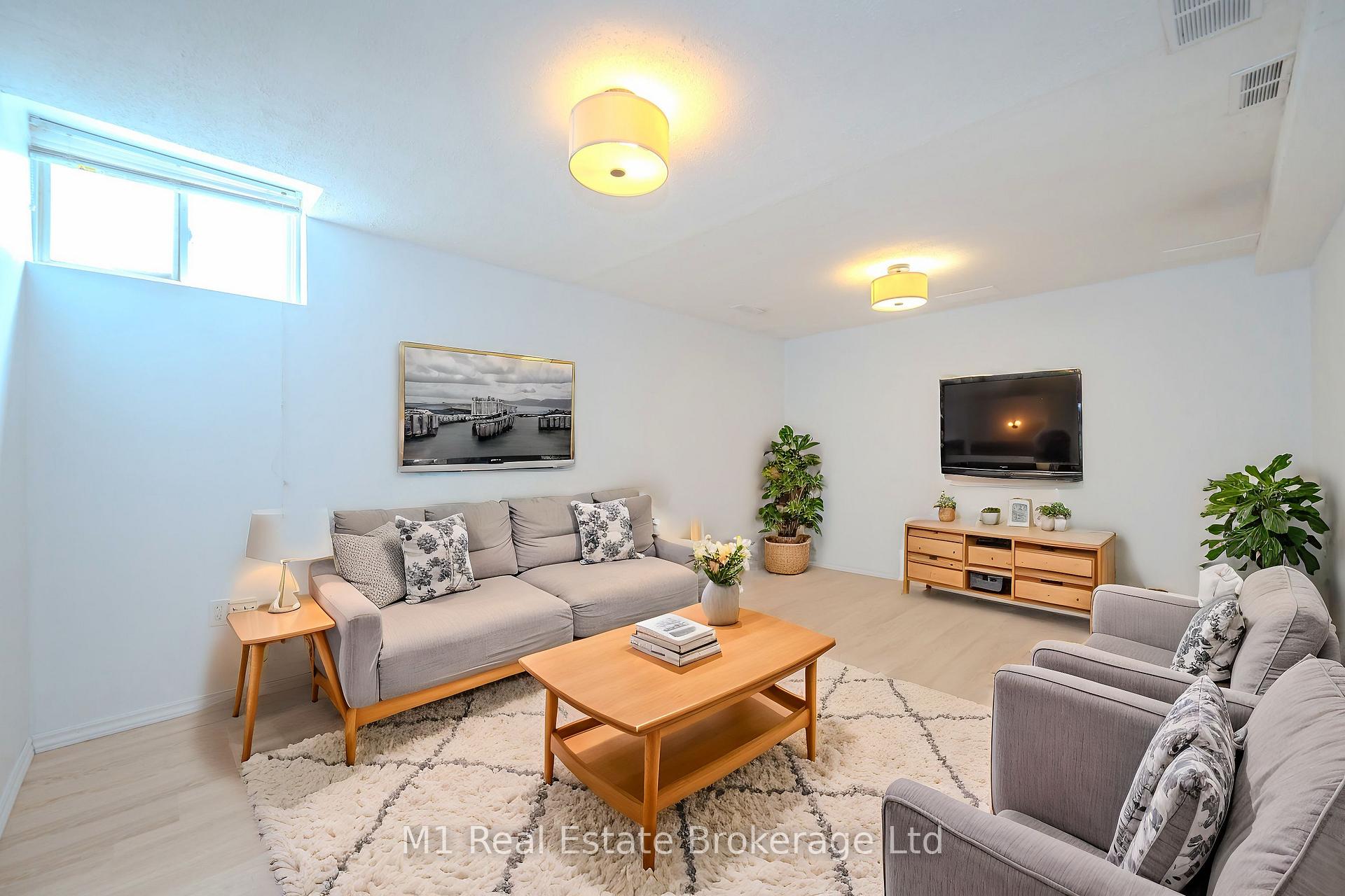 Photo 26 of Unit 47, 30 Imperial Road S, Guelph, Willow West/Sugarbush/West Acres — HOMEH
