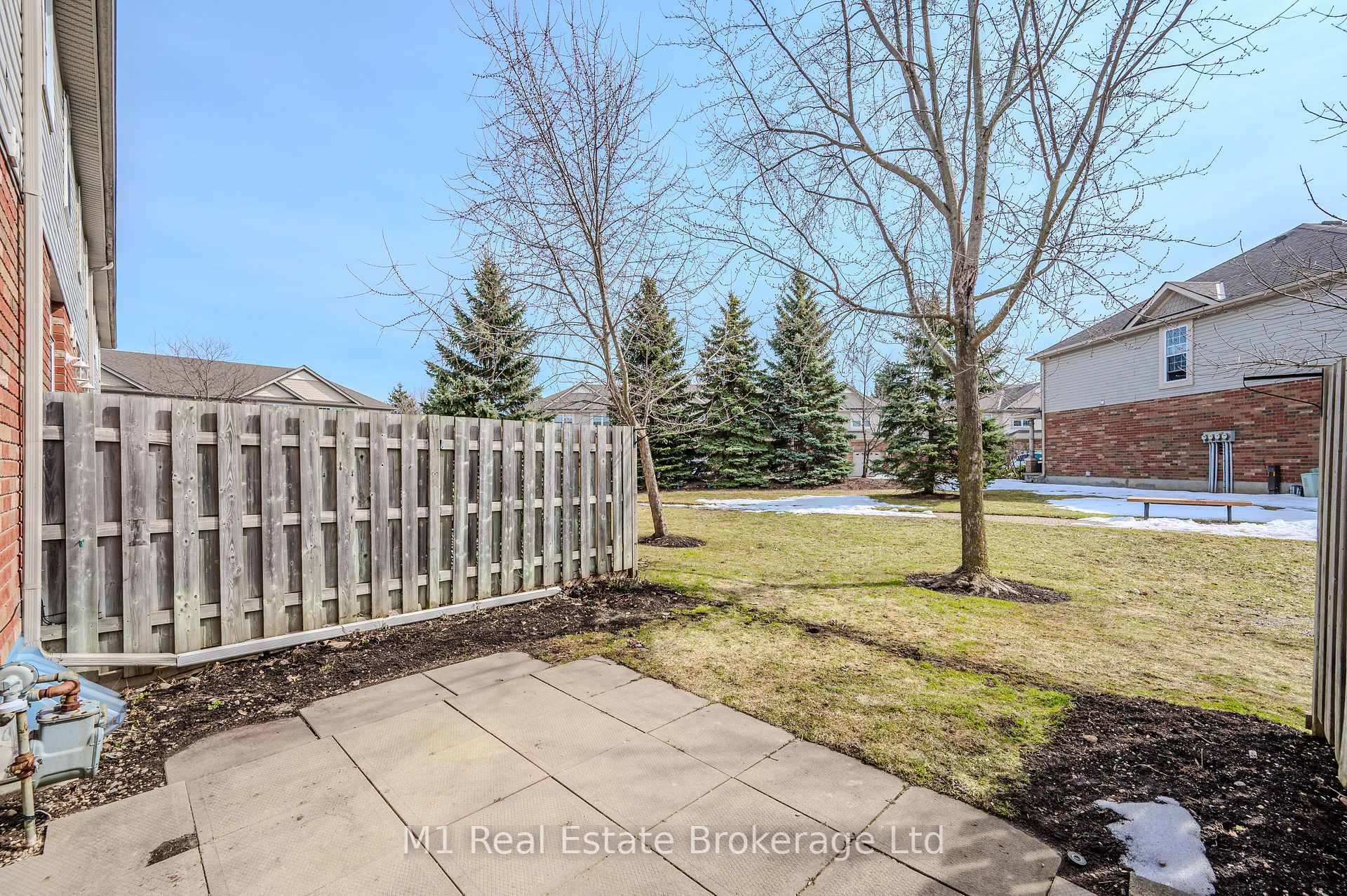 Photo 29 of Unit 47, 30 Imperial Road S, Guelph, Willow West/Sugarbush/West Acres — HOMEH