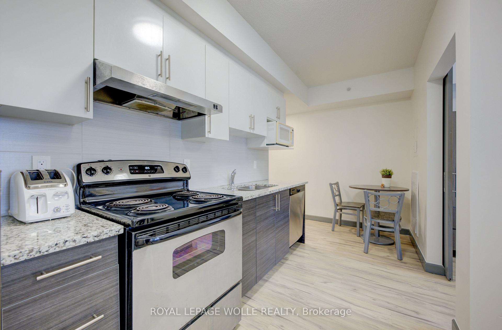 Photo 8 of Unit 2211, 258B Sunview Street, Waterloo — HOMEH