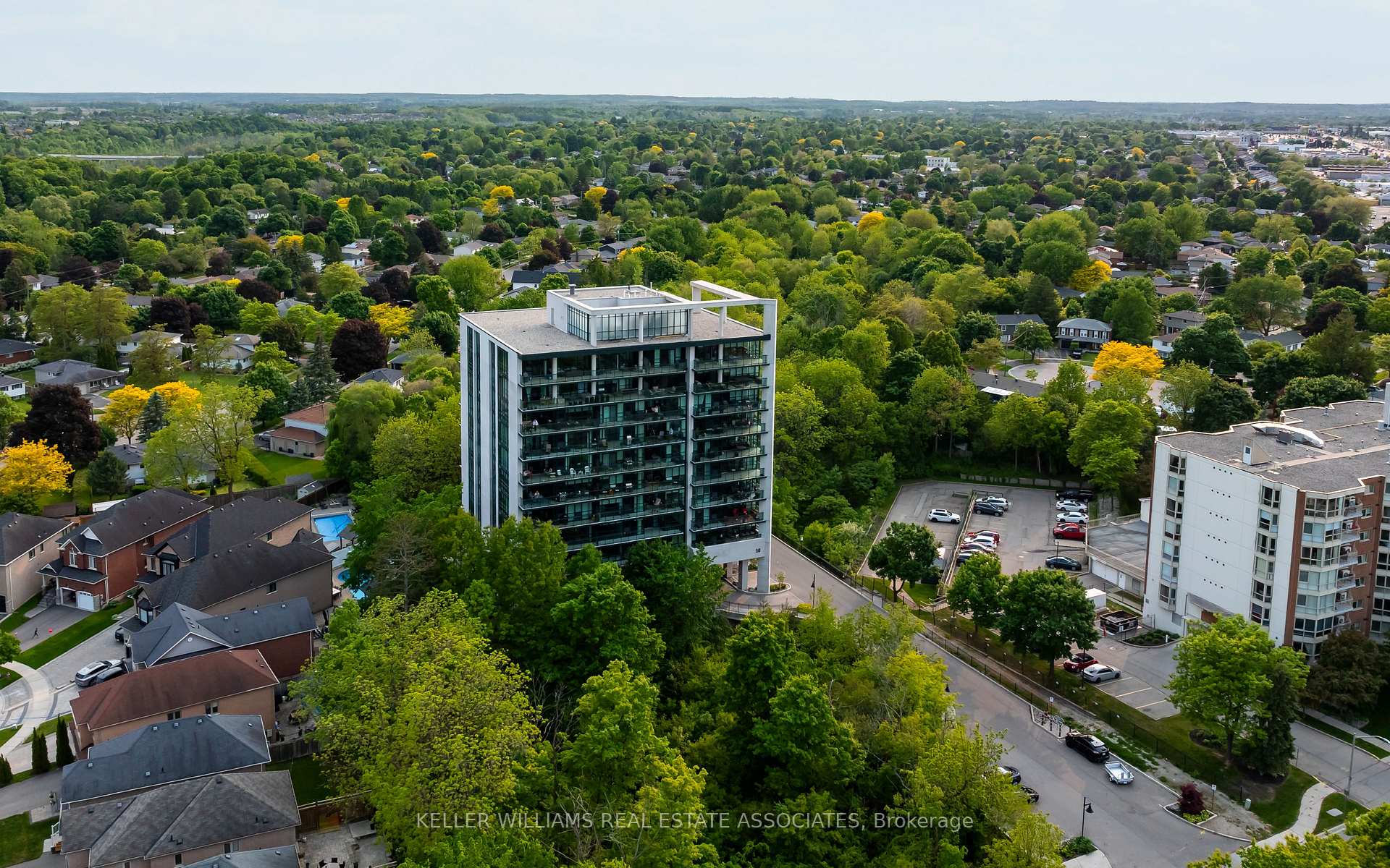 Photo 8 of Unit 606, 50 Hall Road, Halton Hills, Georgetown — HOMEH
